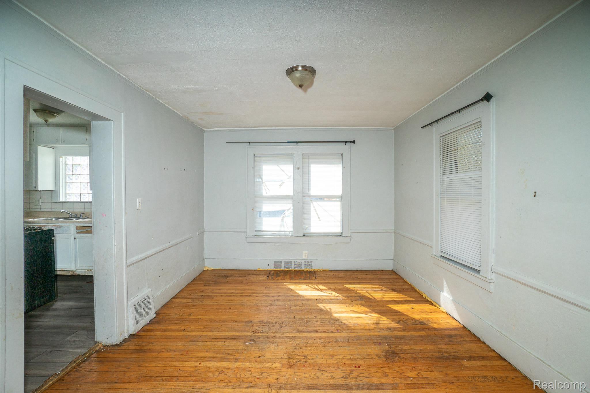 16155 Trinity Street