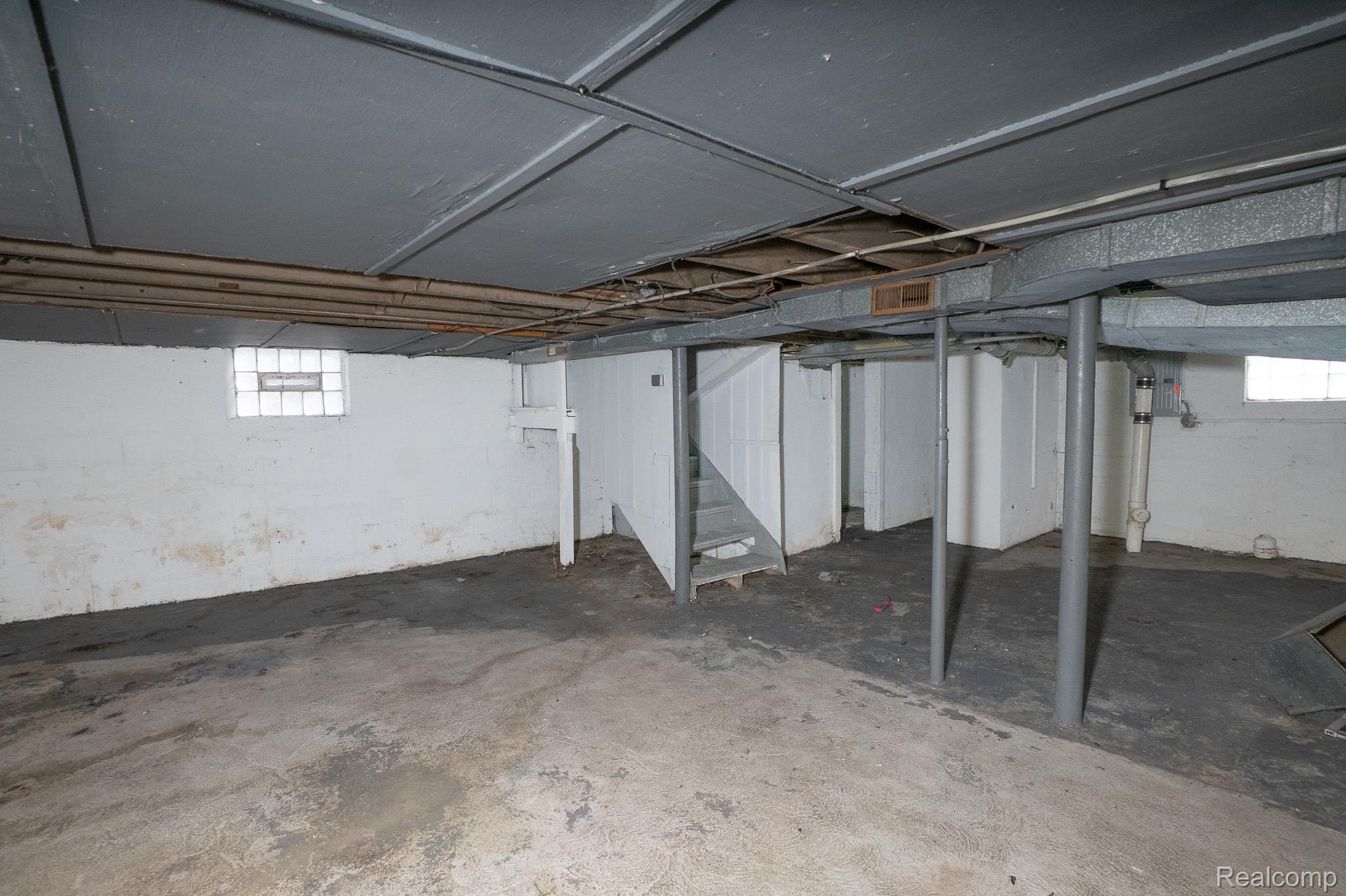 16155 Trinity Street