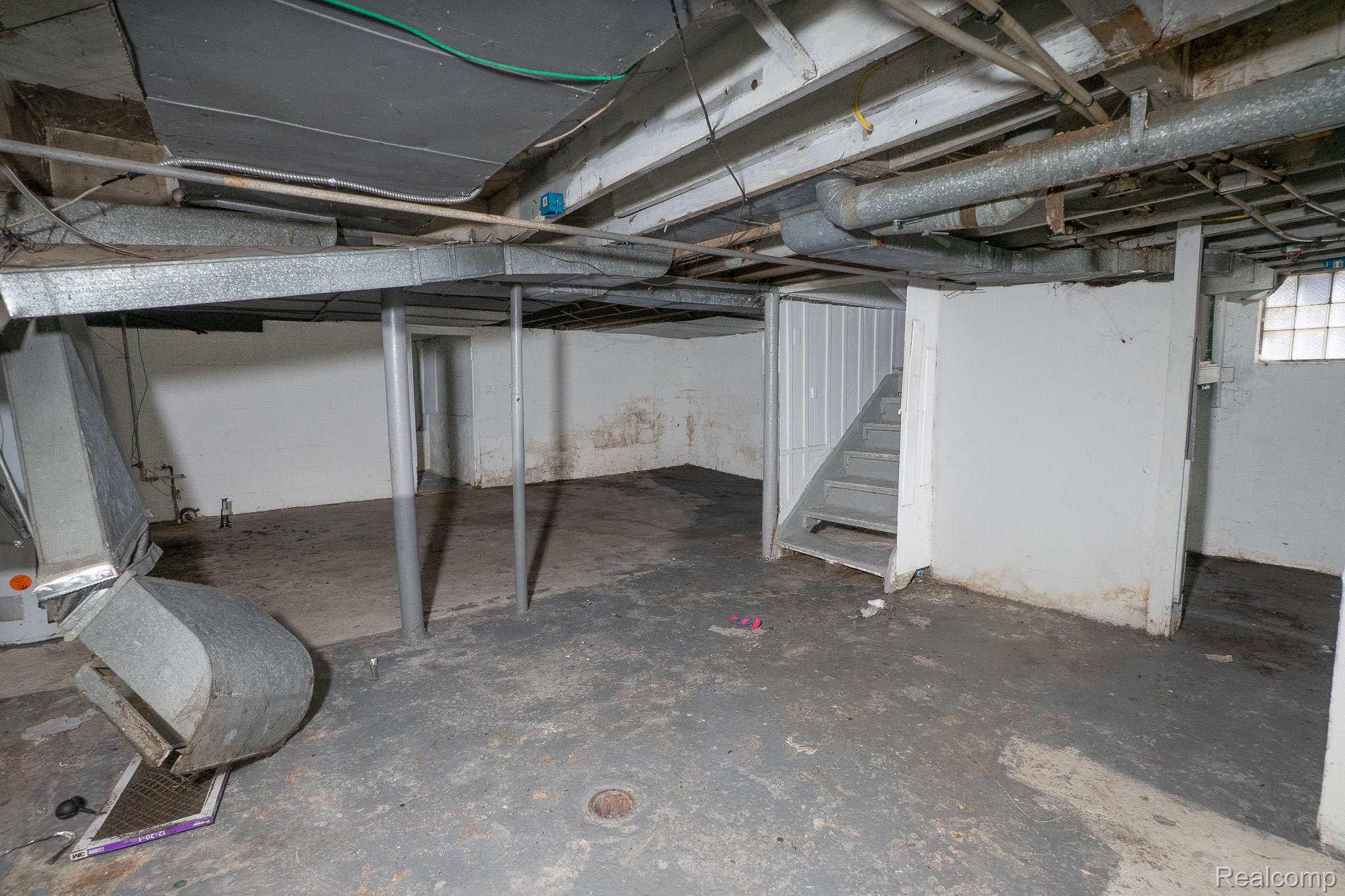 16155 Trinity Street