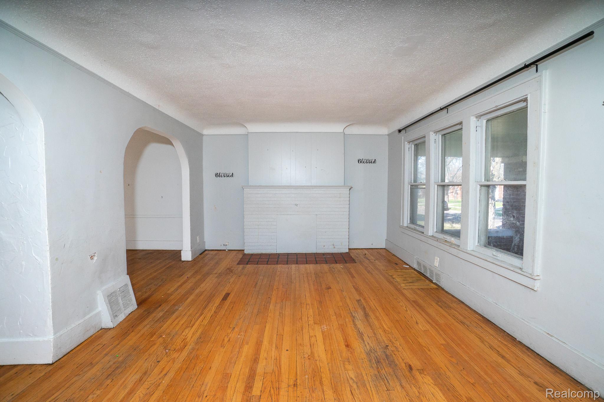 16155 Trinity Street