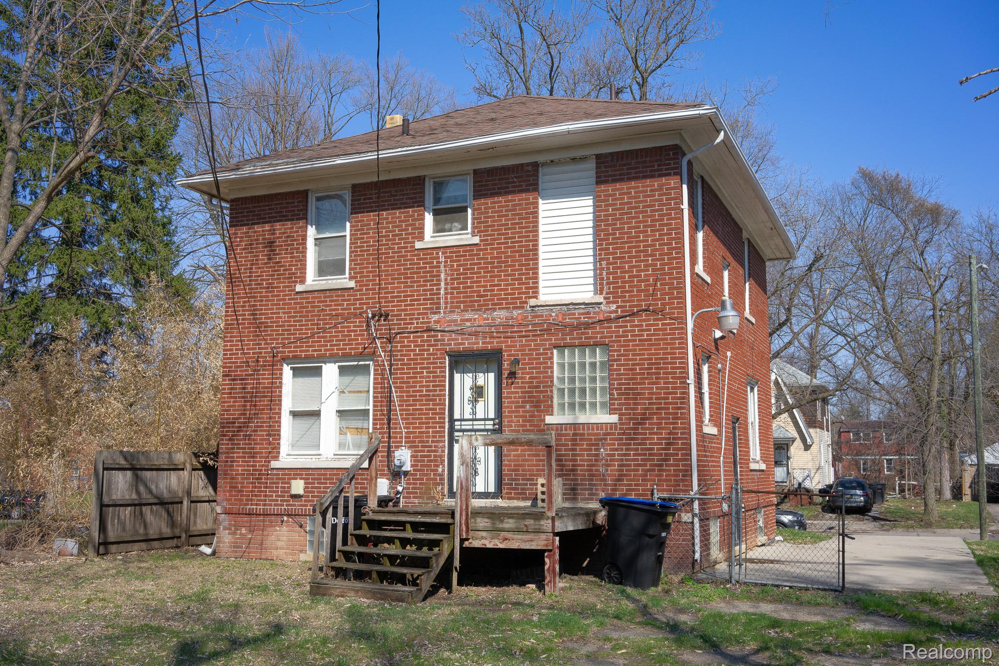 16155 Trinity Street