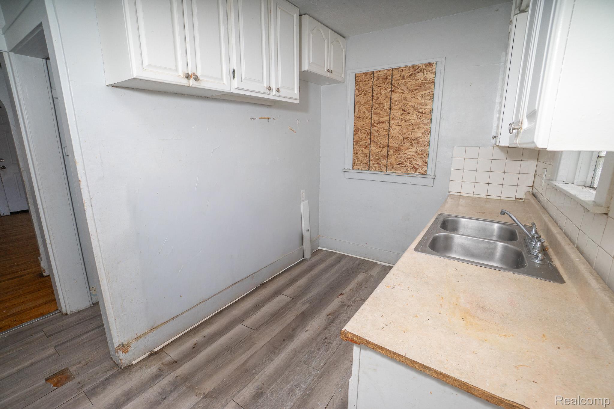 16155 Trinity Street