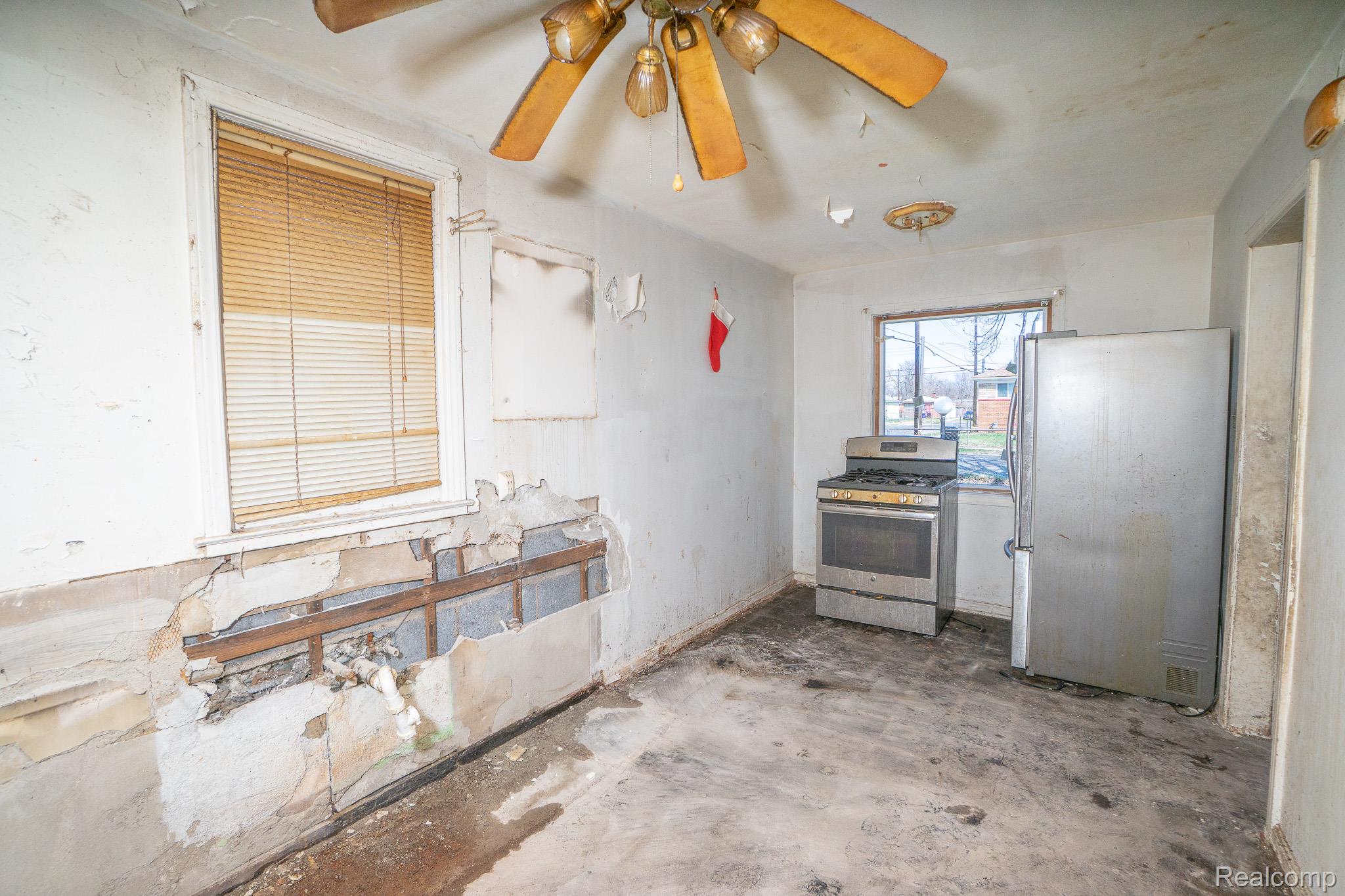 20255 Santa Rosa Drive