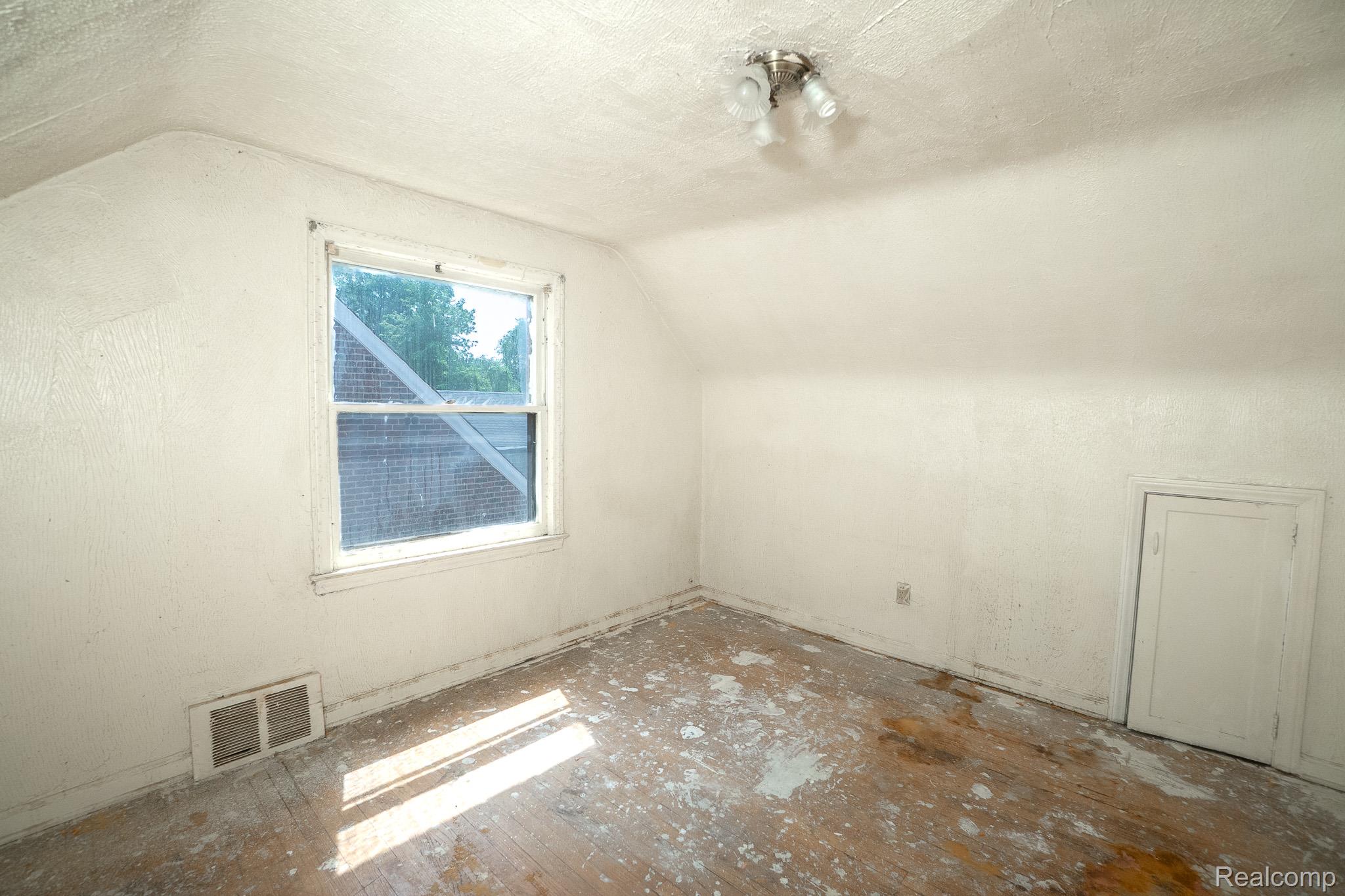 20161 YONKA Street