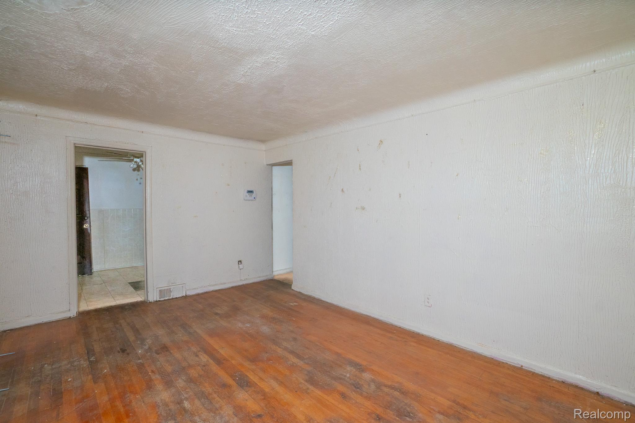 20161 YONKA Street