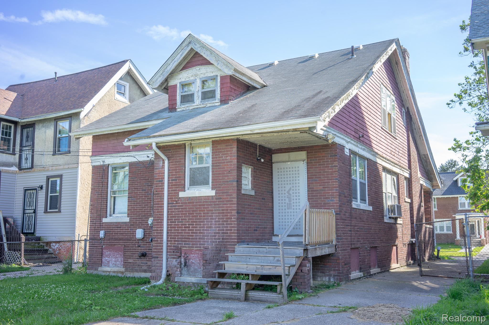 612 Lakewood Street