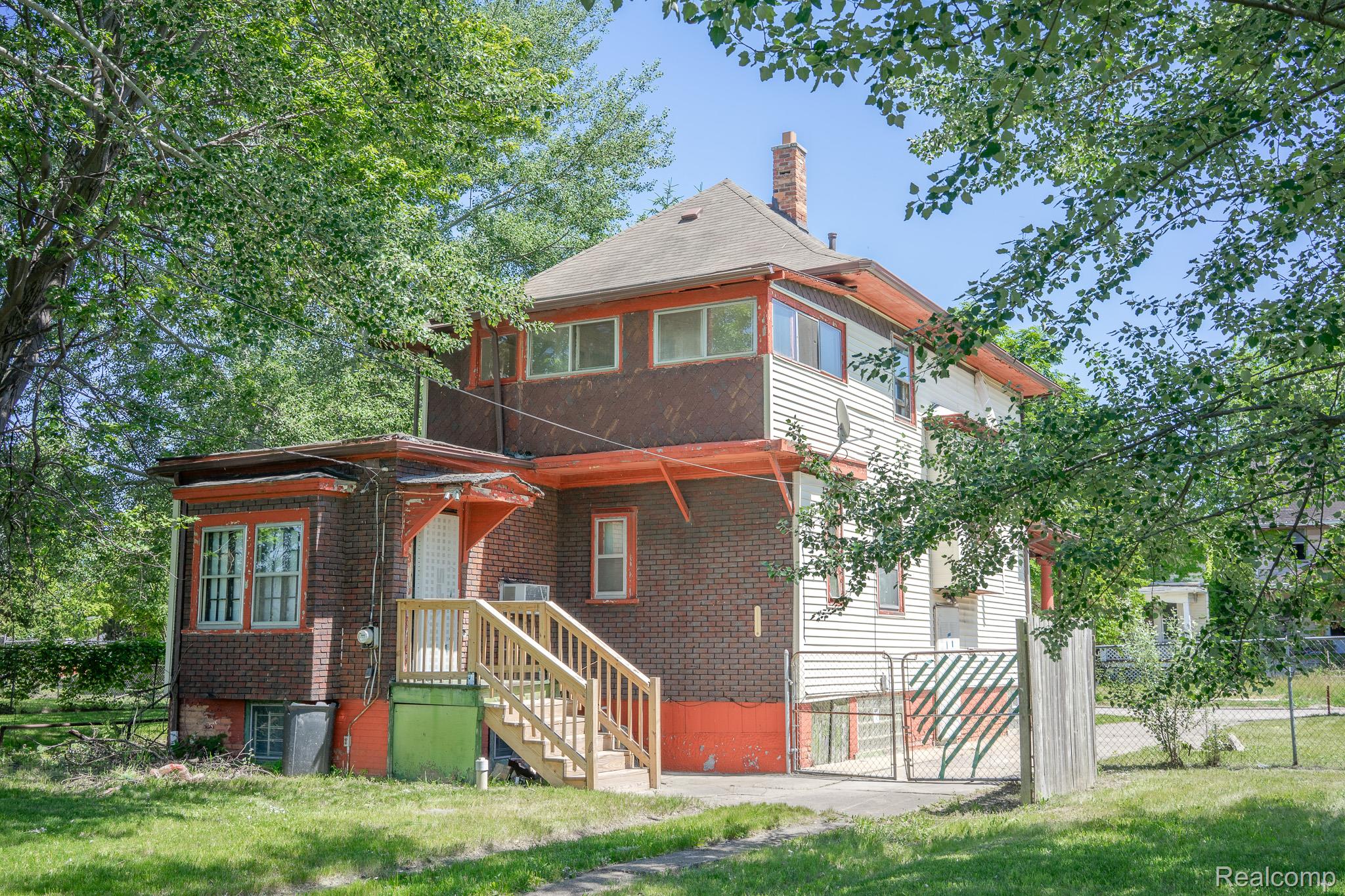 153 BERESFORD Street