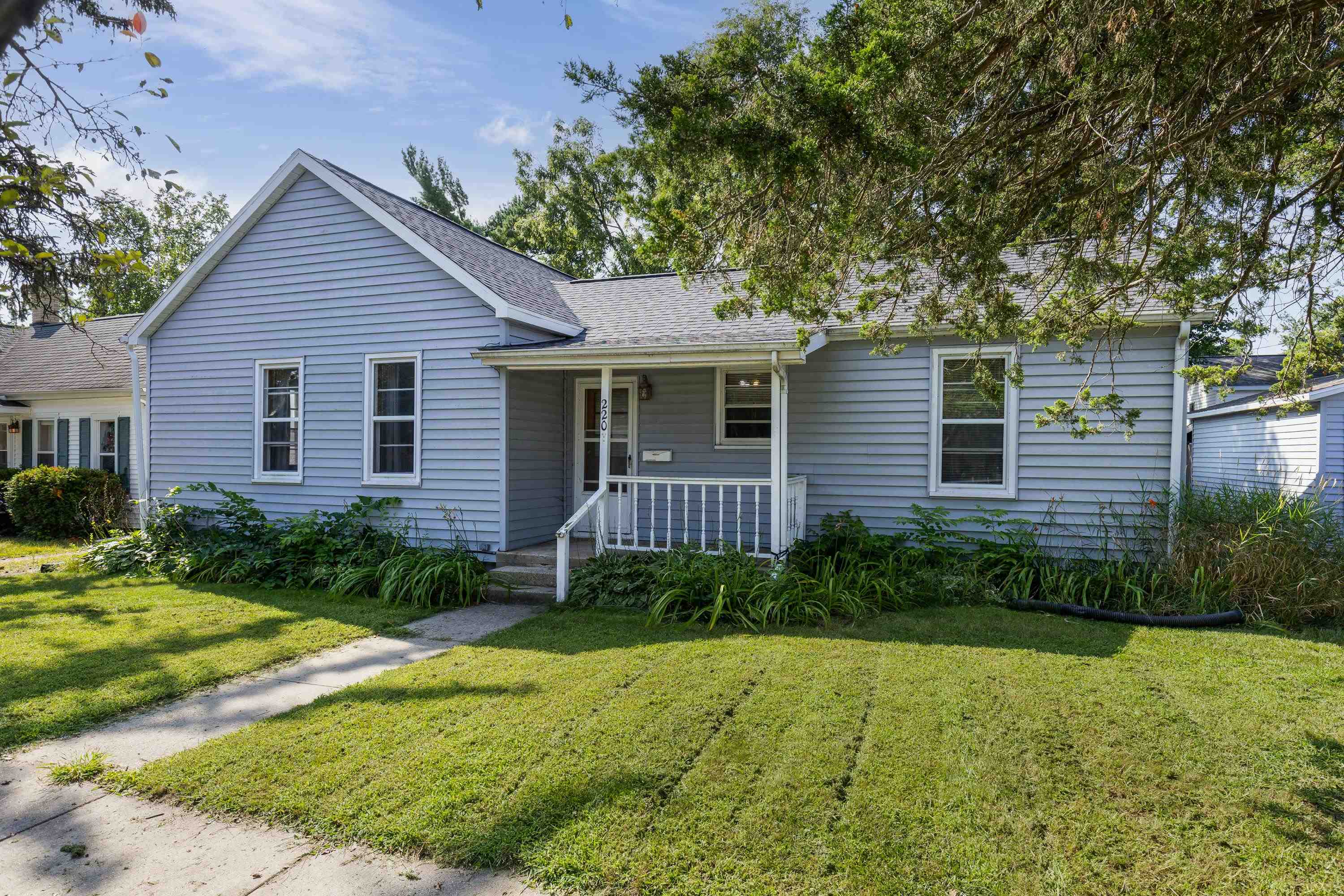 220 W Emmett Street