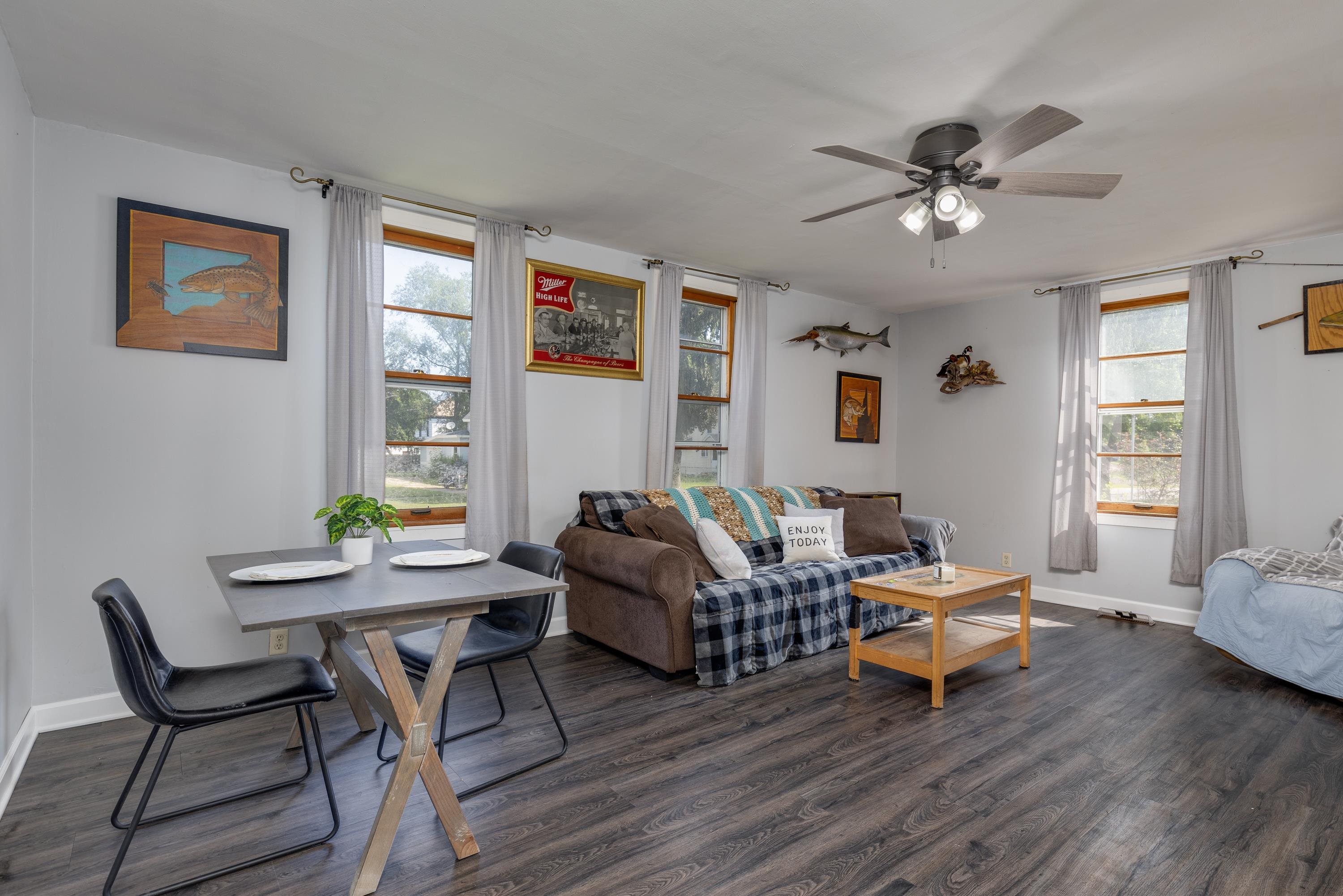 220 W Emmett Street