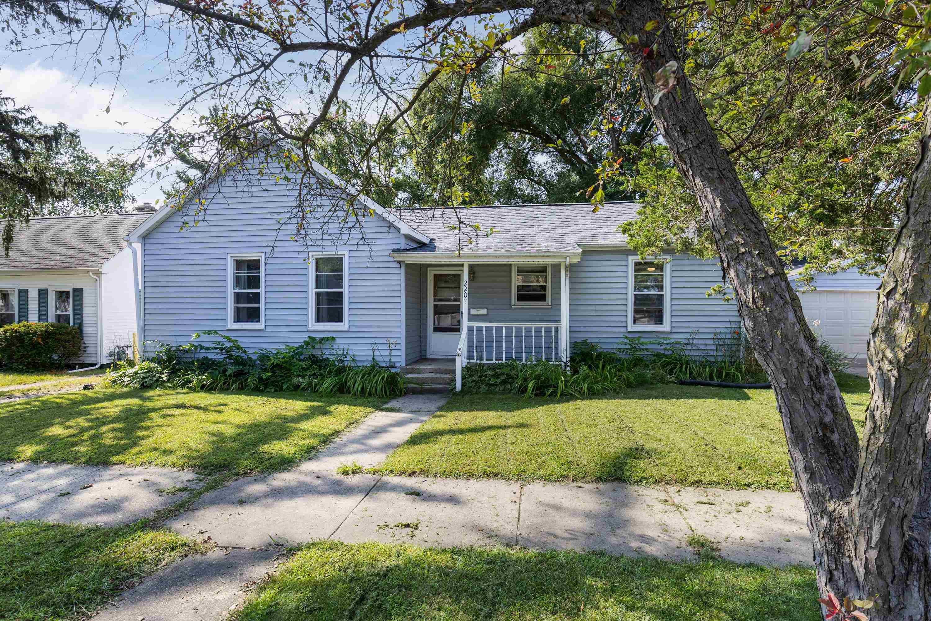 220 W Emmett Street