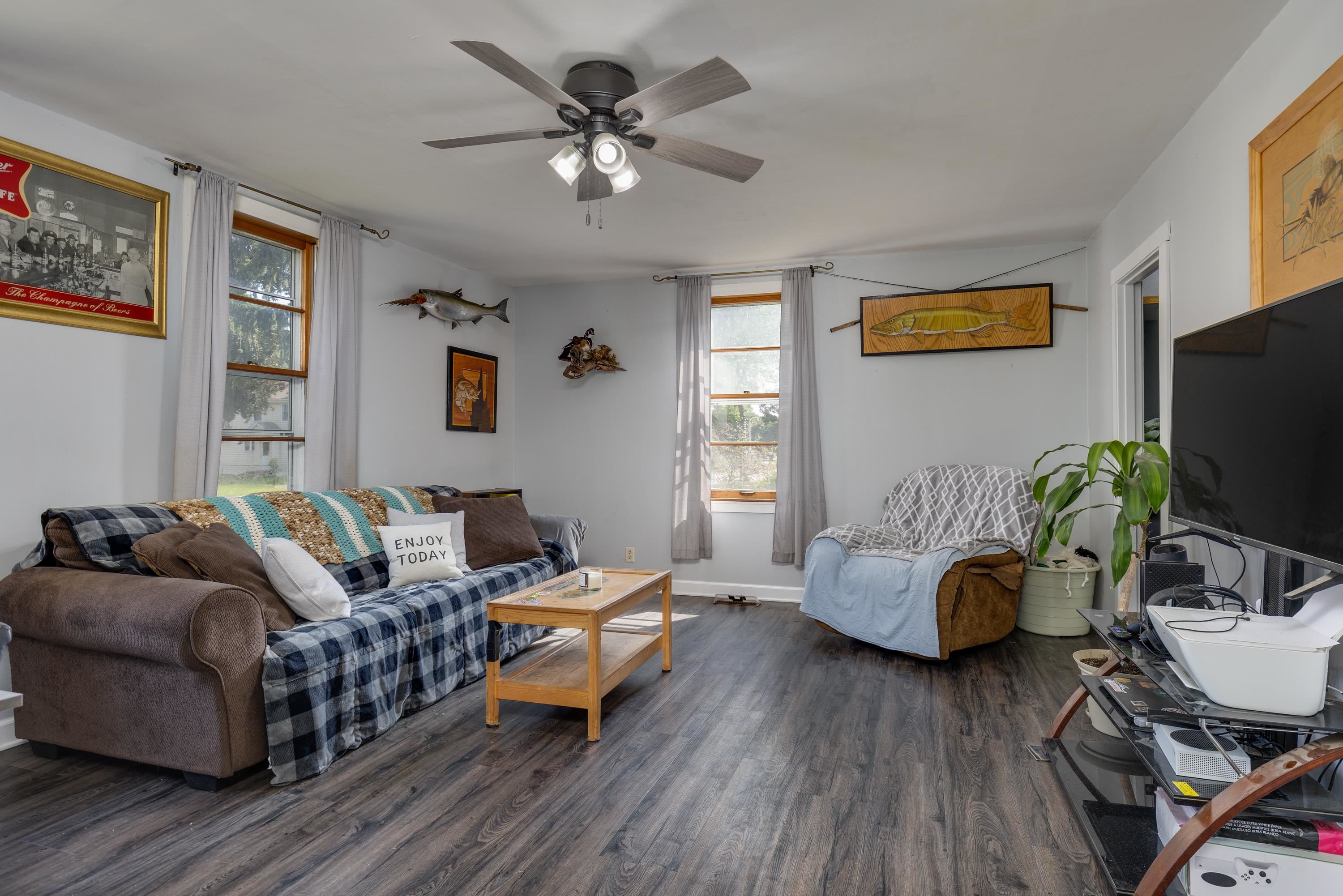 220 W Emmett Street