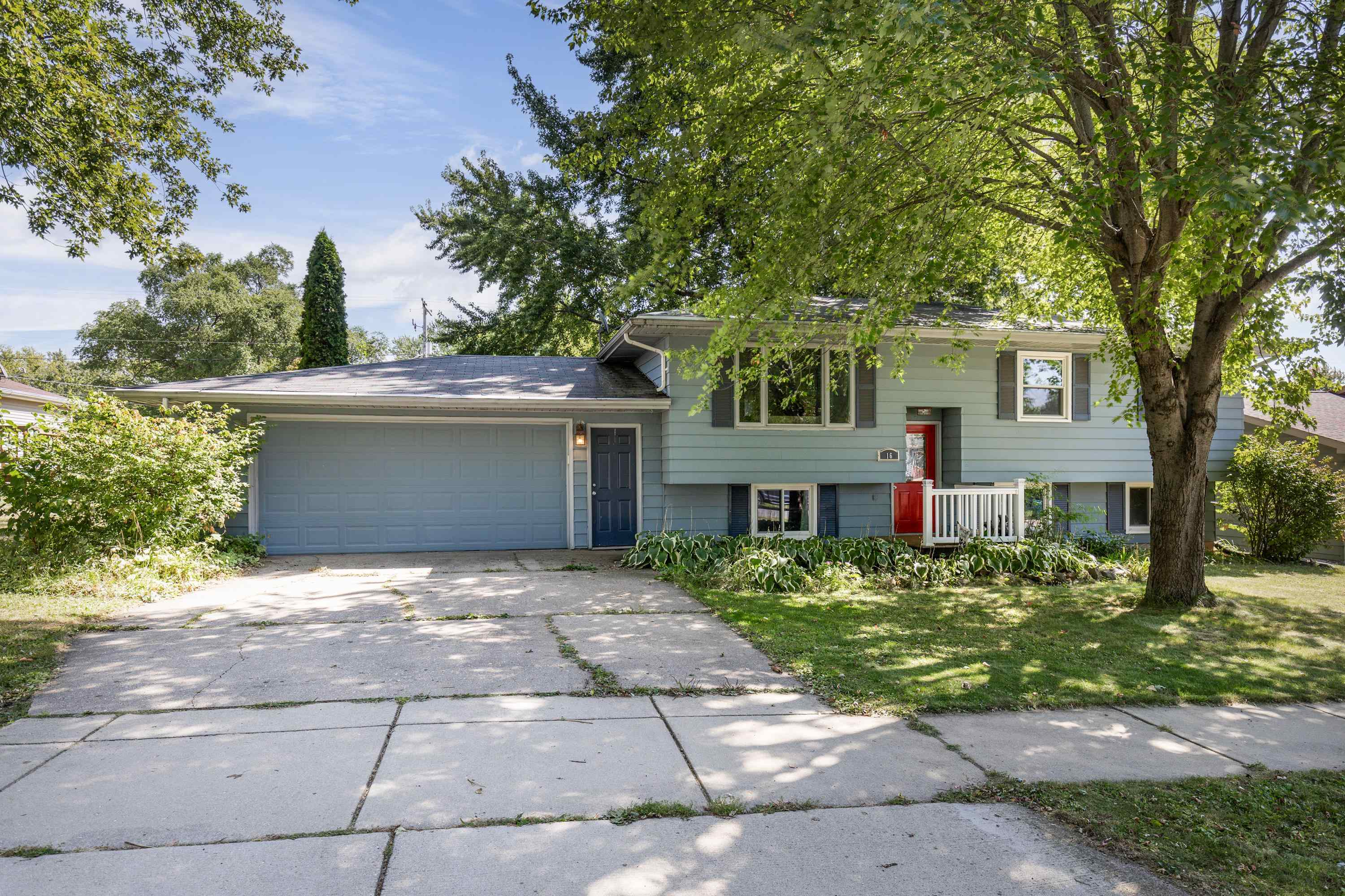 16 Edward Avenue
