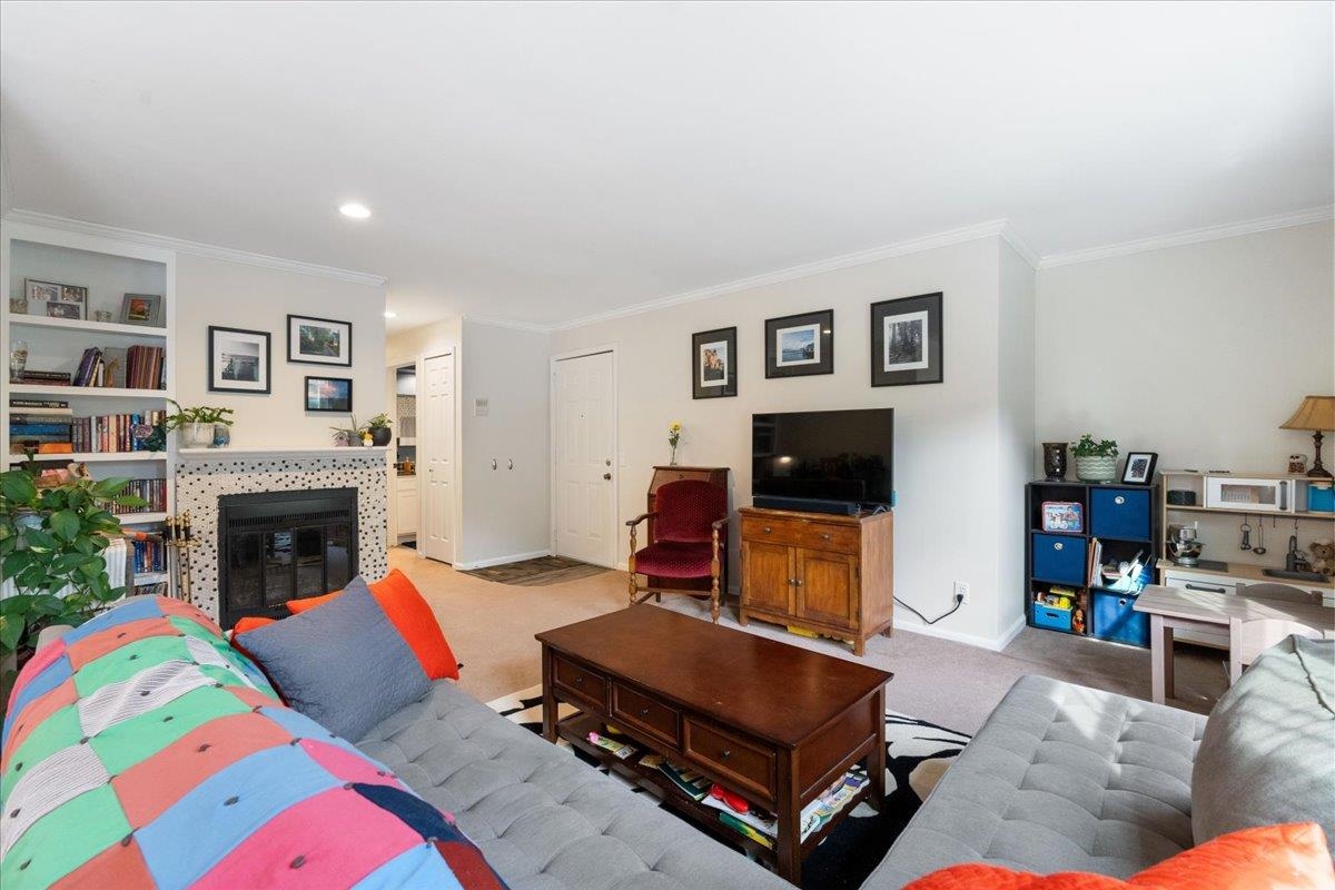 6820 Old Sauk Court