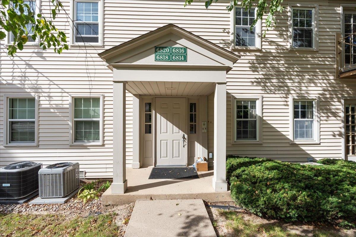 6820 Old Sauk Court