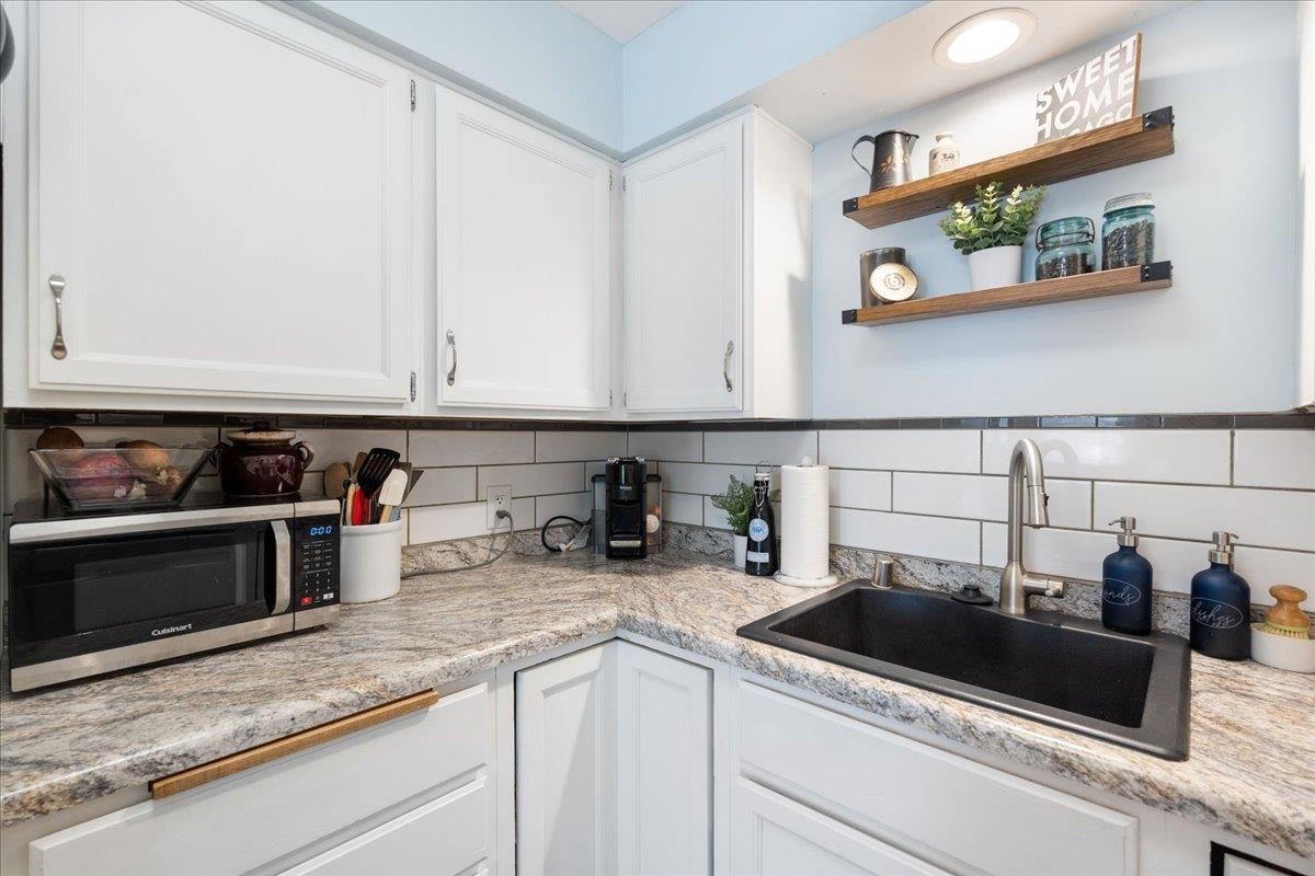 6820 Old Sauk Court