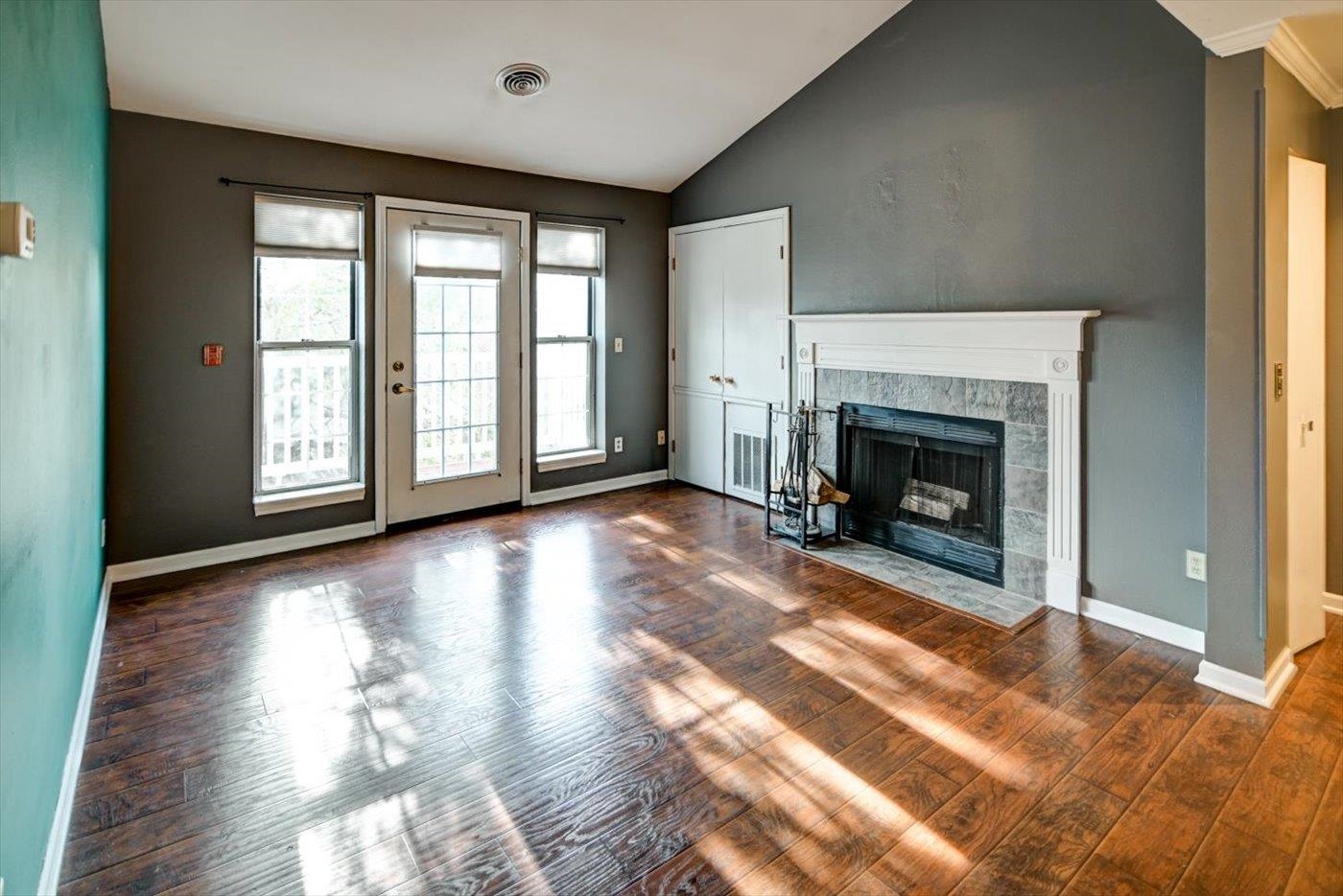 7205 Flagship Drive 6