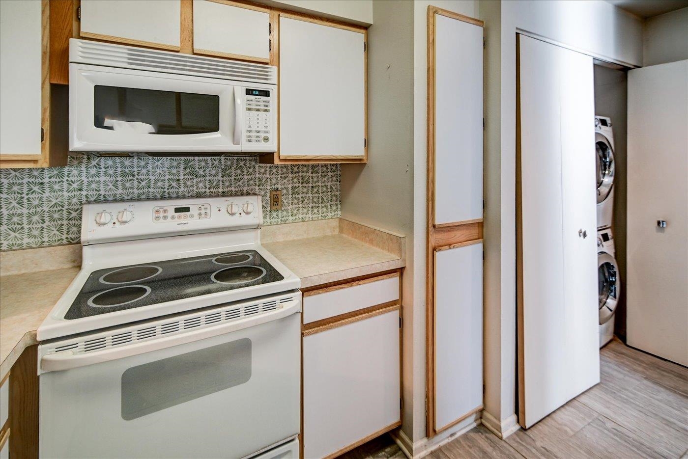 7205 Flagship Drive 6