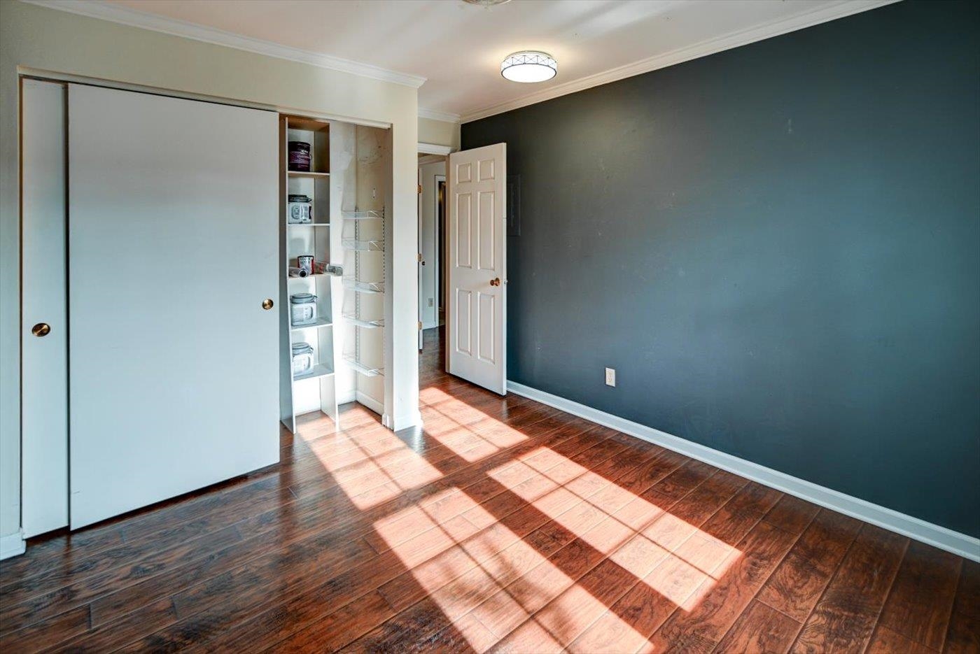 7205 Flagship Drive 6
