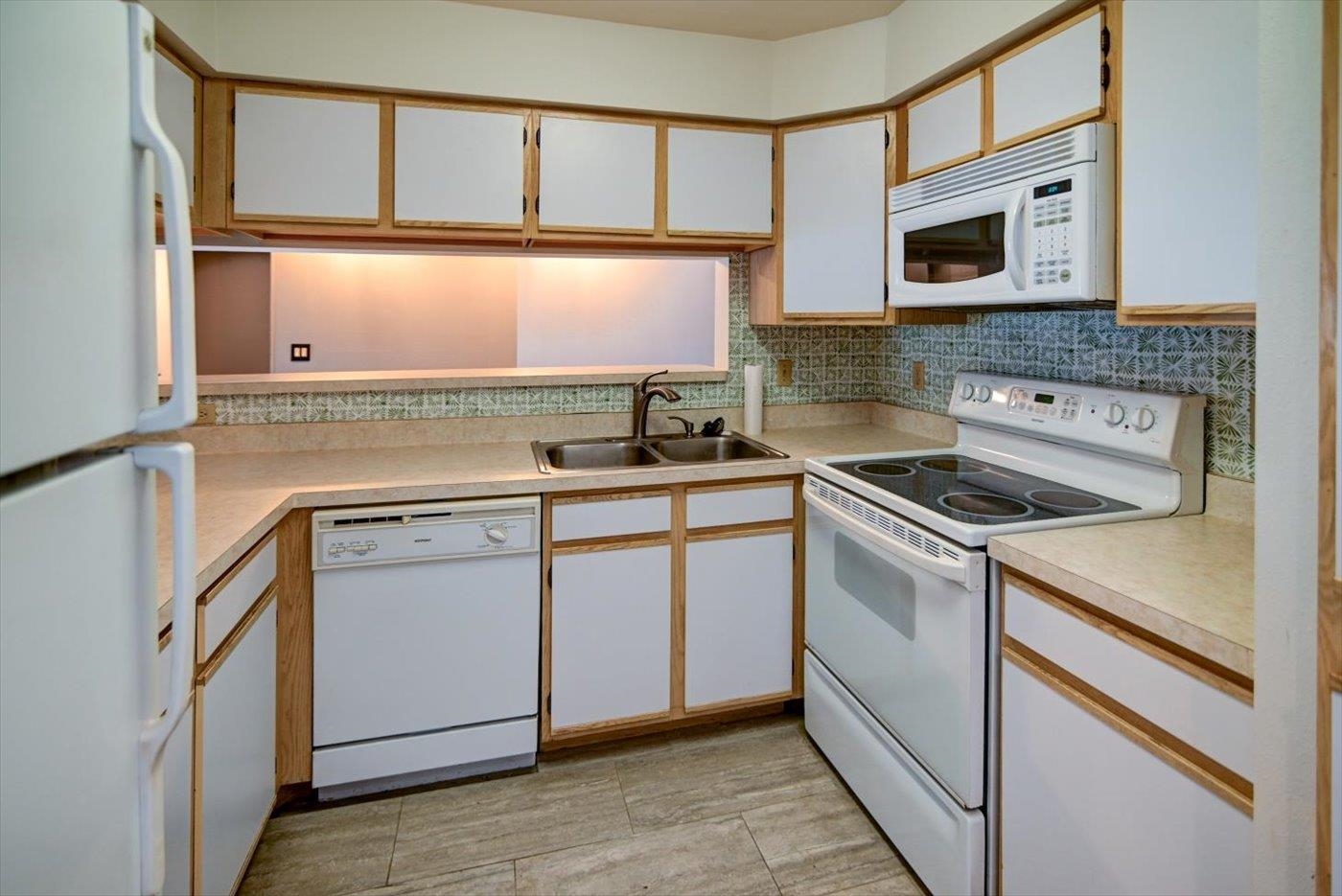 7205 Flagship Drive 6