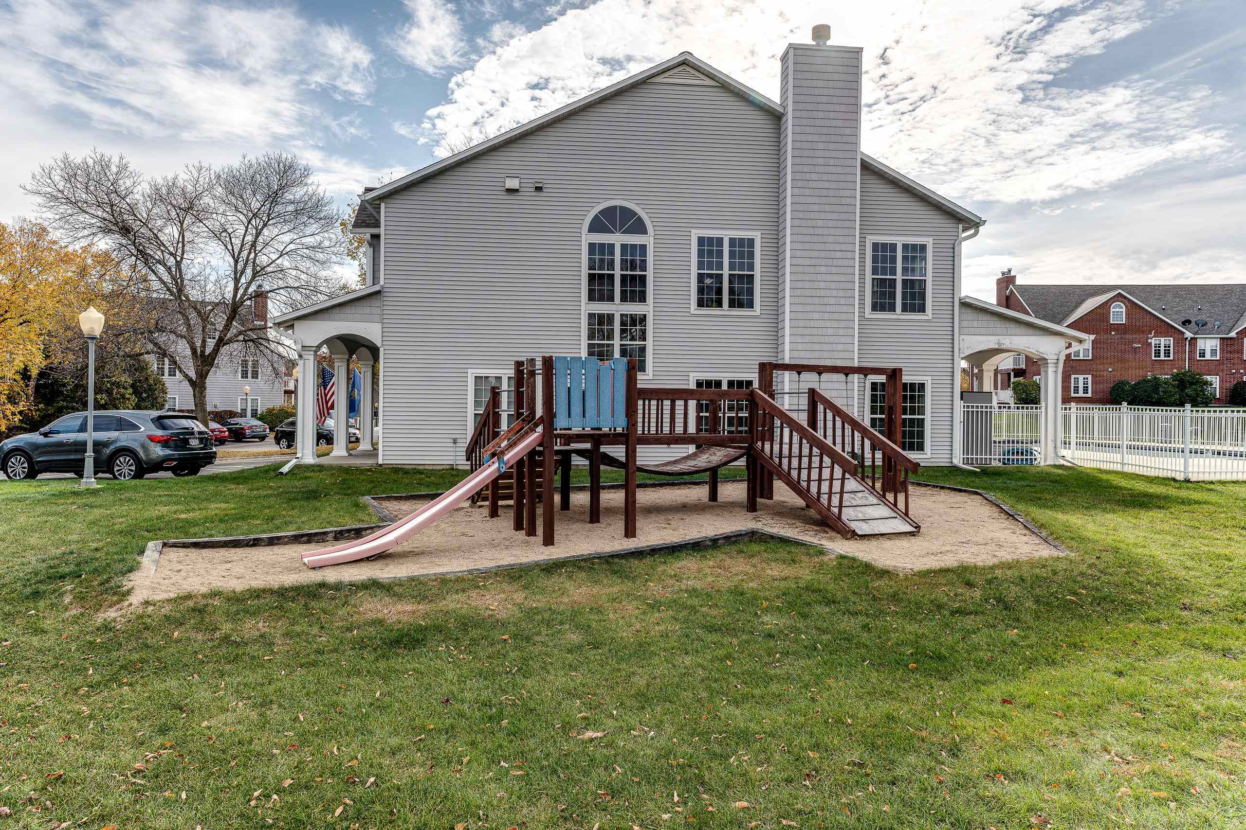 7205 Flagship Drive 6