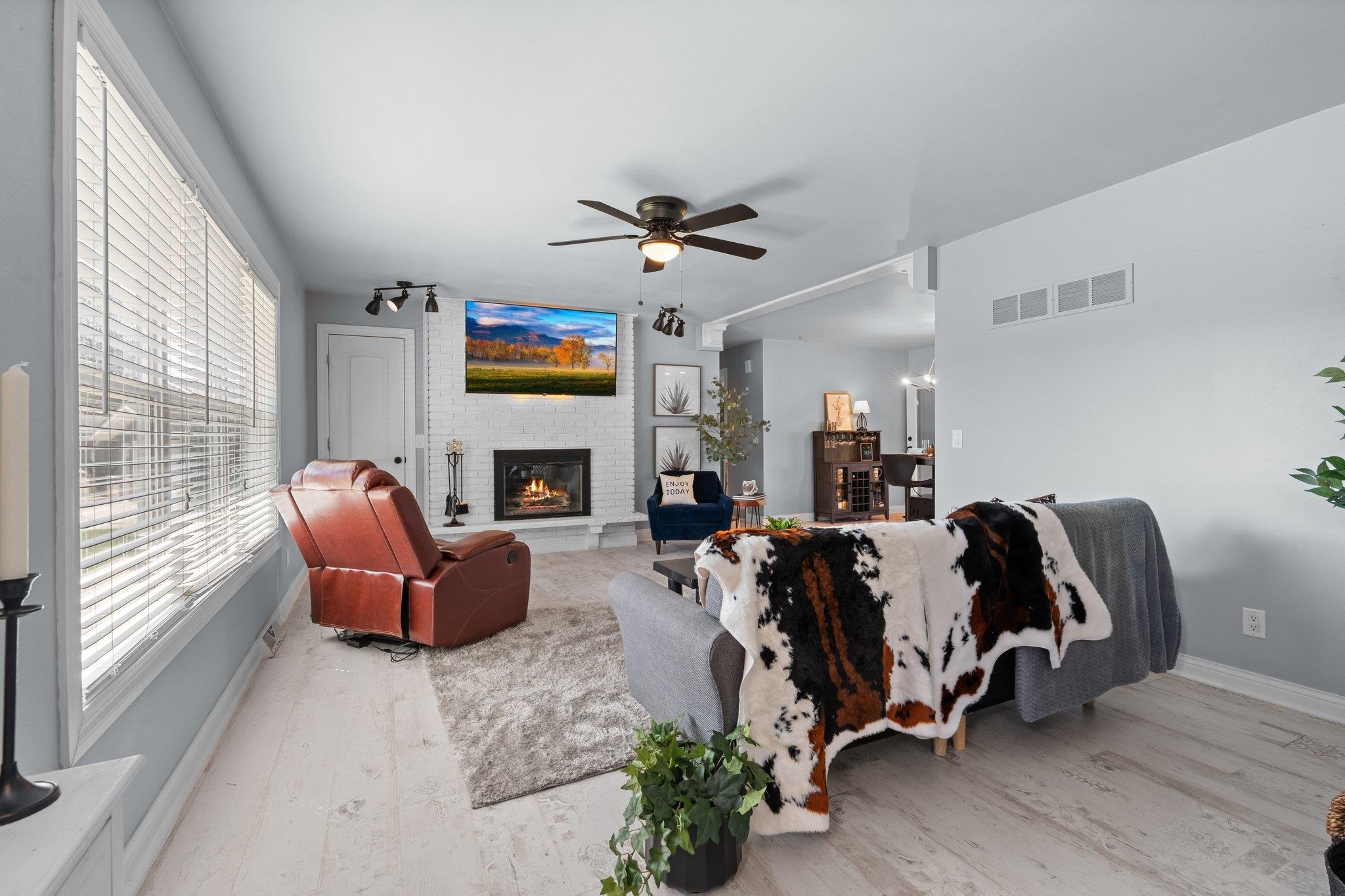 3198 Duncan Road