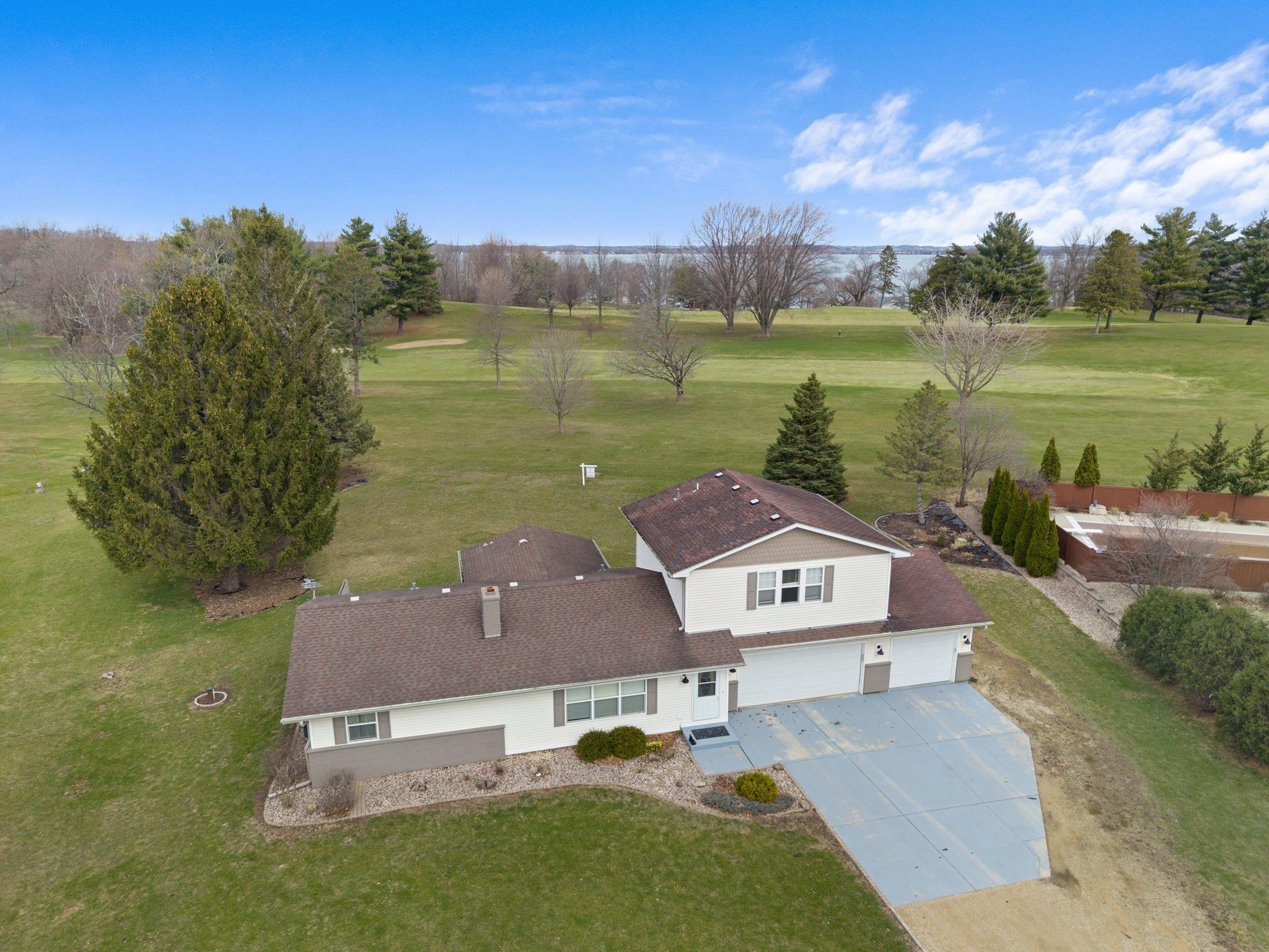 3198 Duncan Road