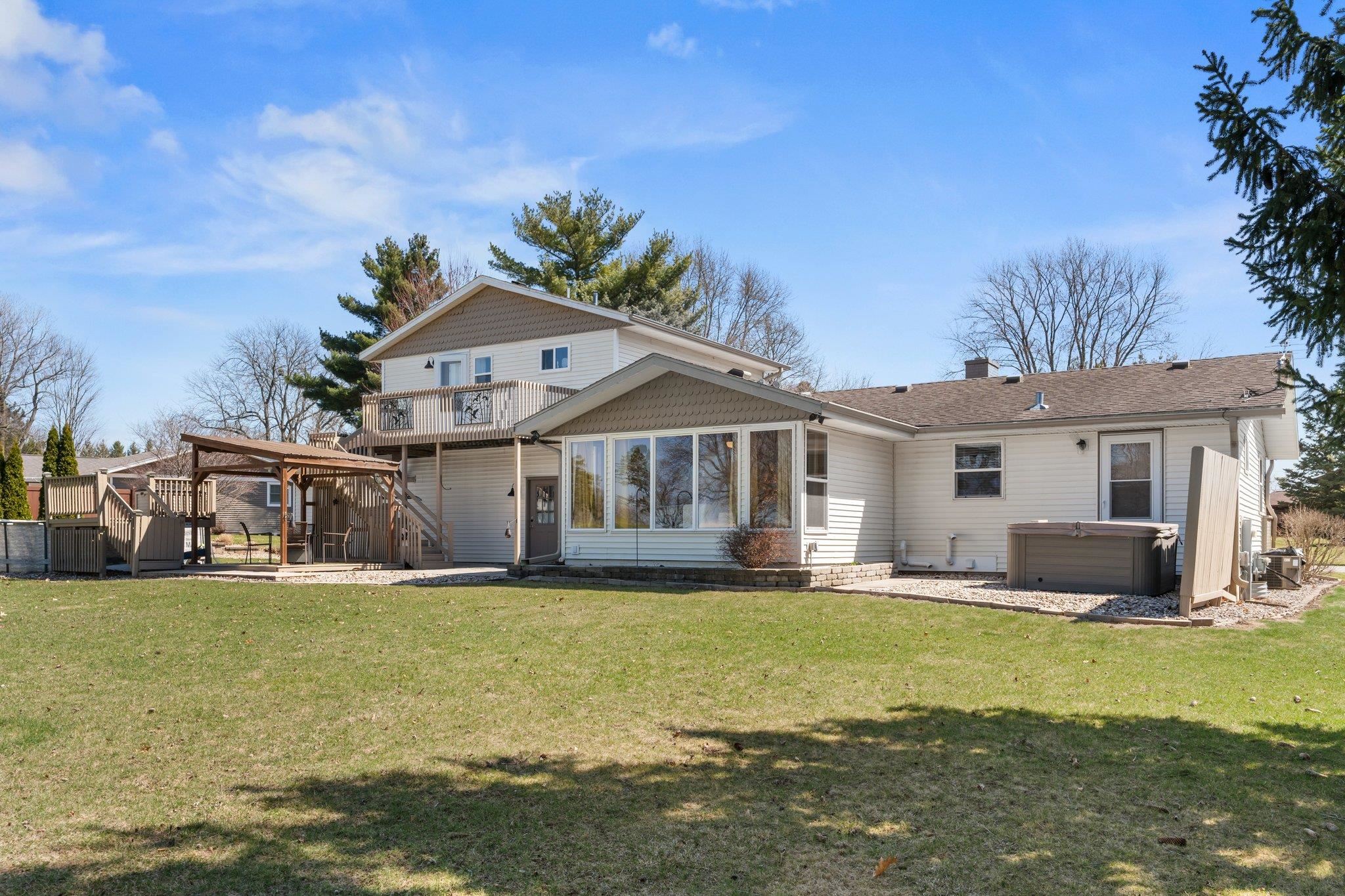 3198 Duncan Road