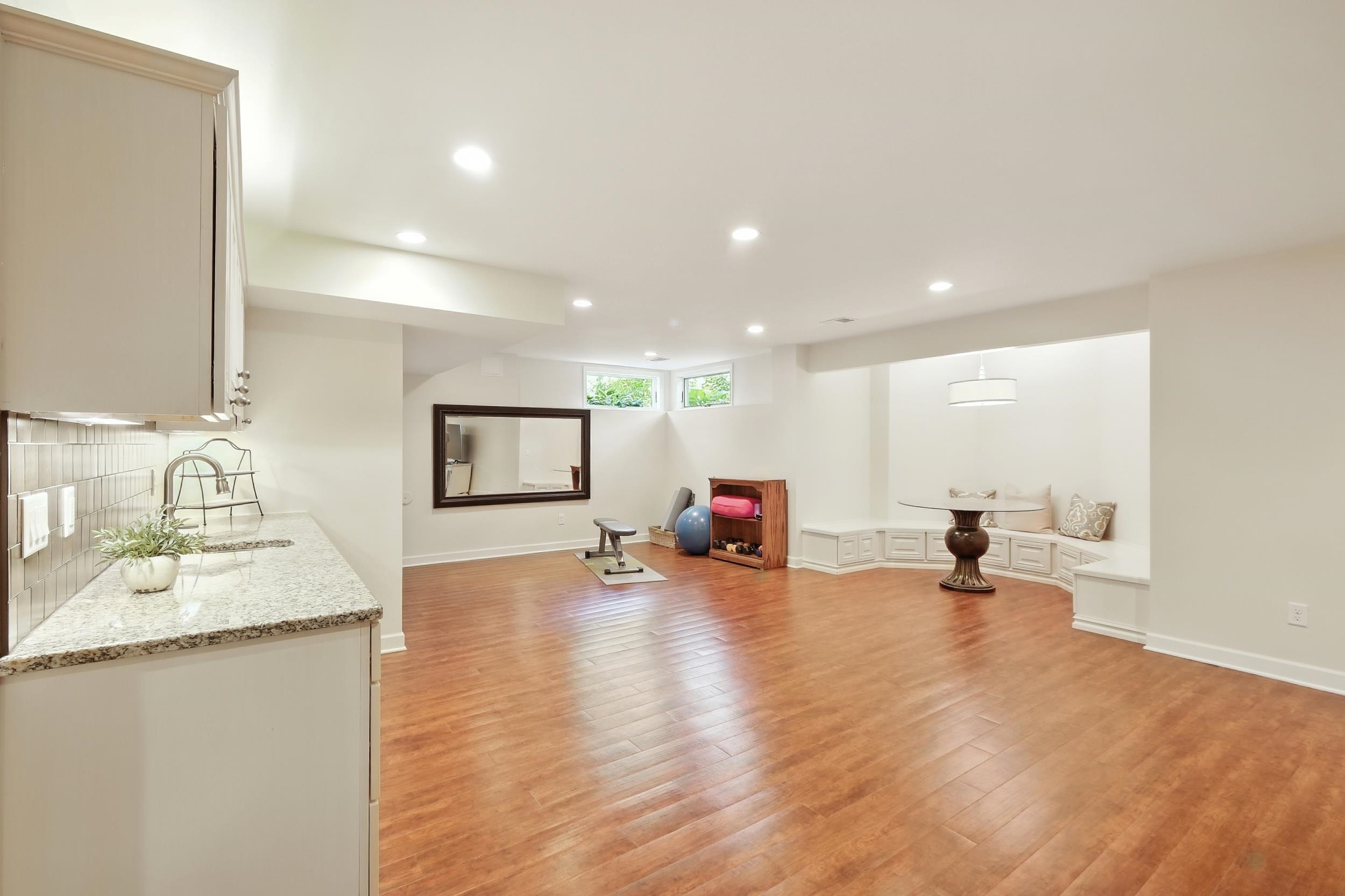 1847 Windemere Court