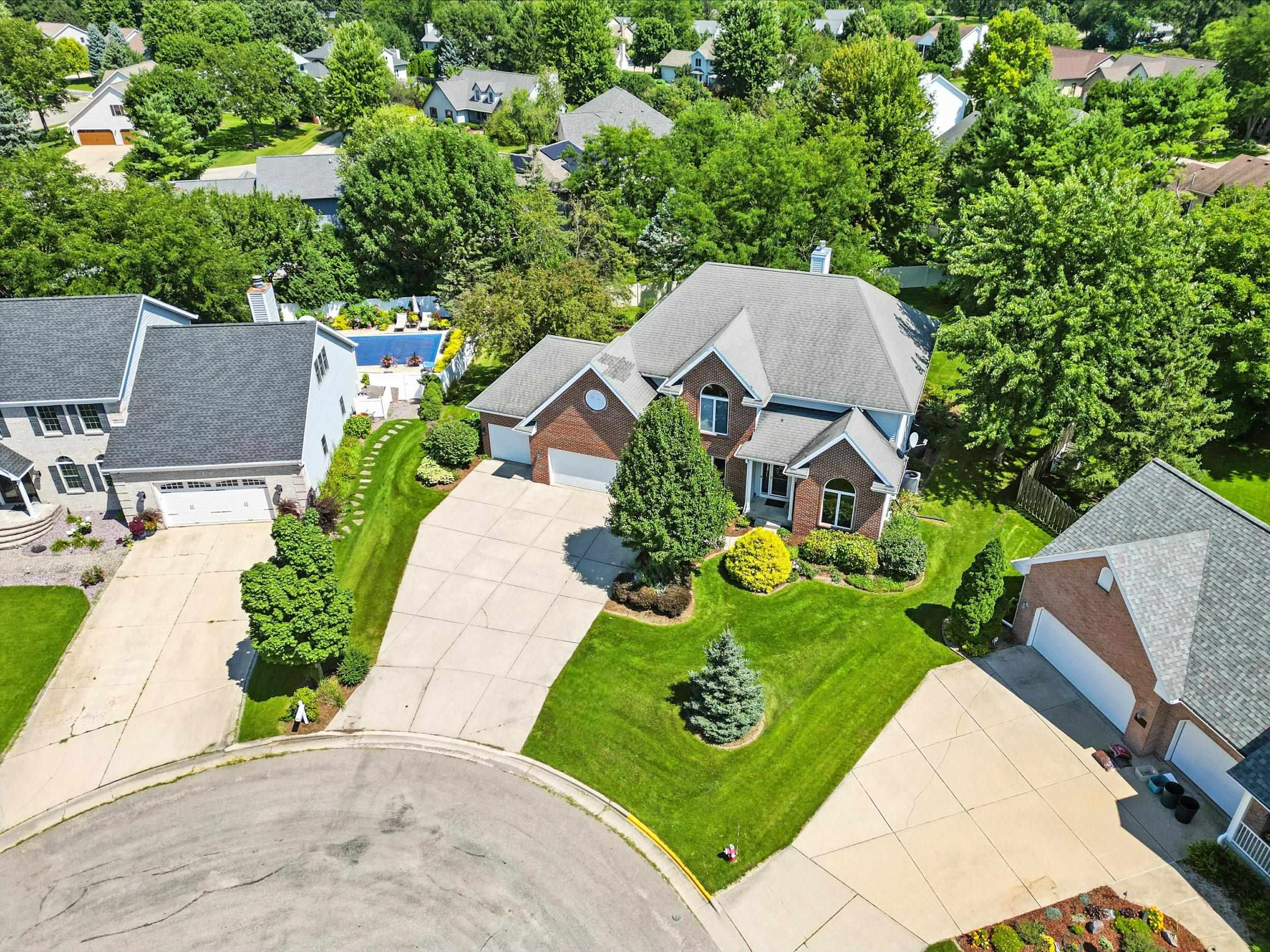 1847 Windemere Court