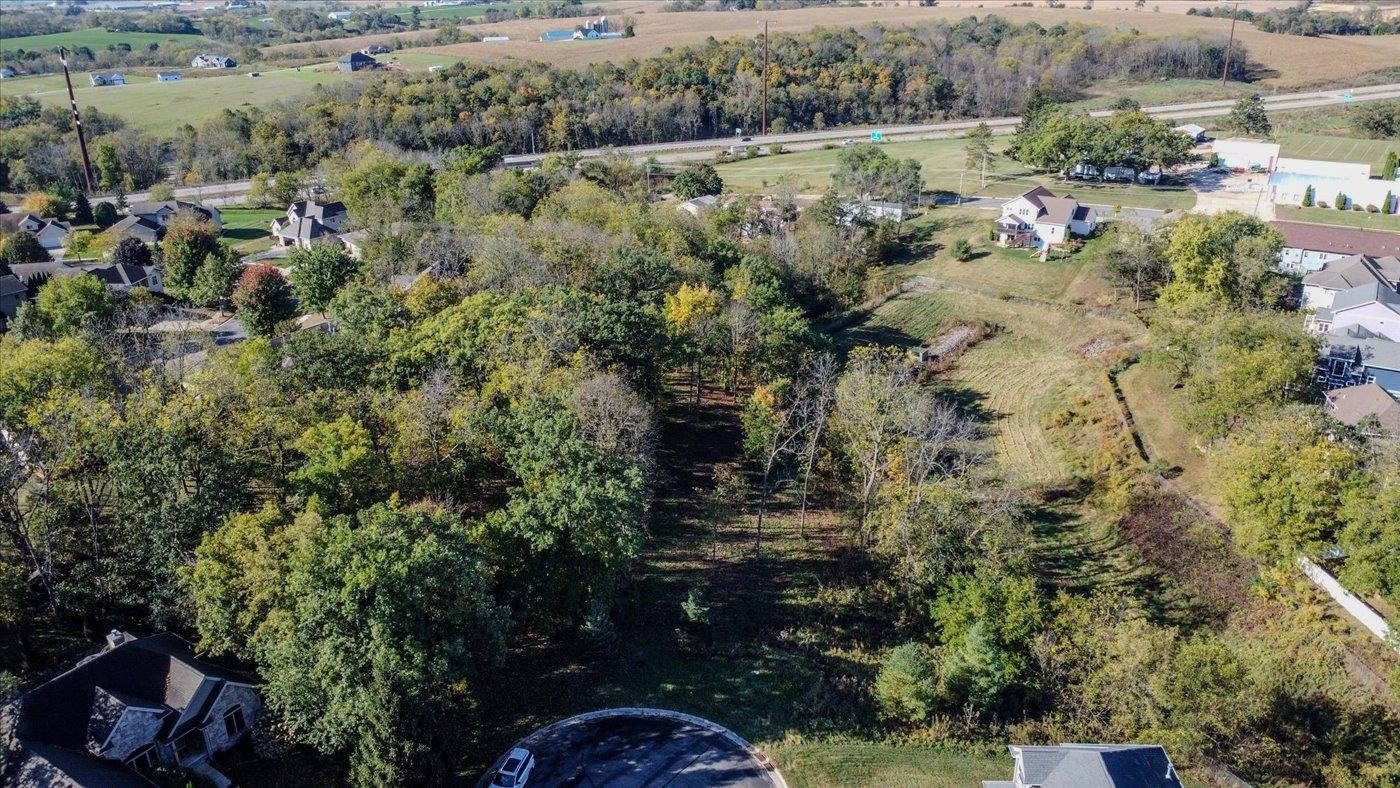 121 Autumnwood Circle