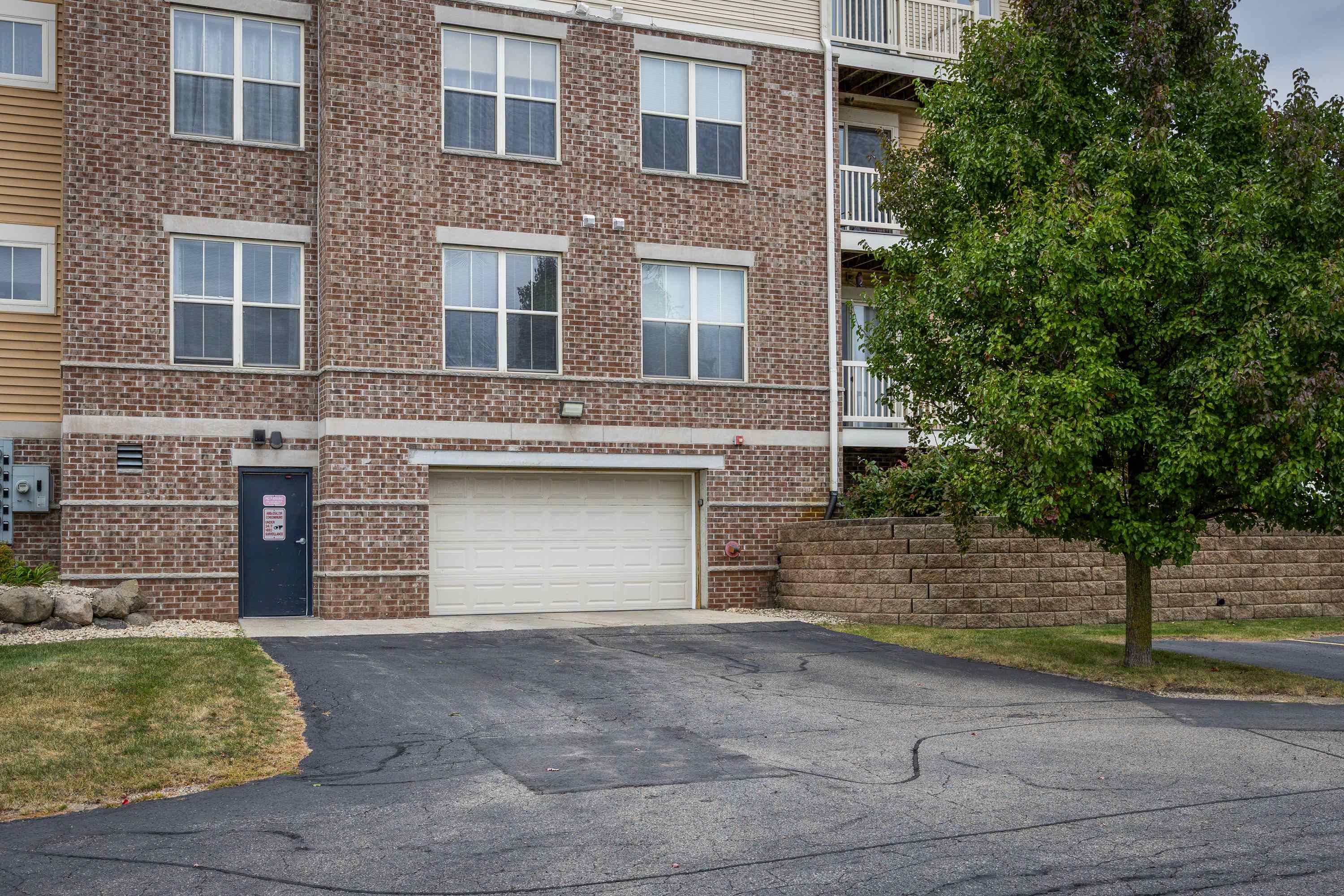 5831 Lupine Lane 322