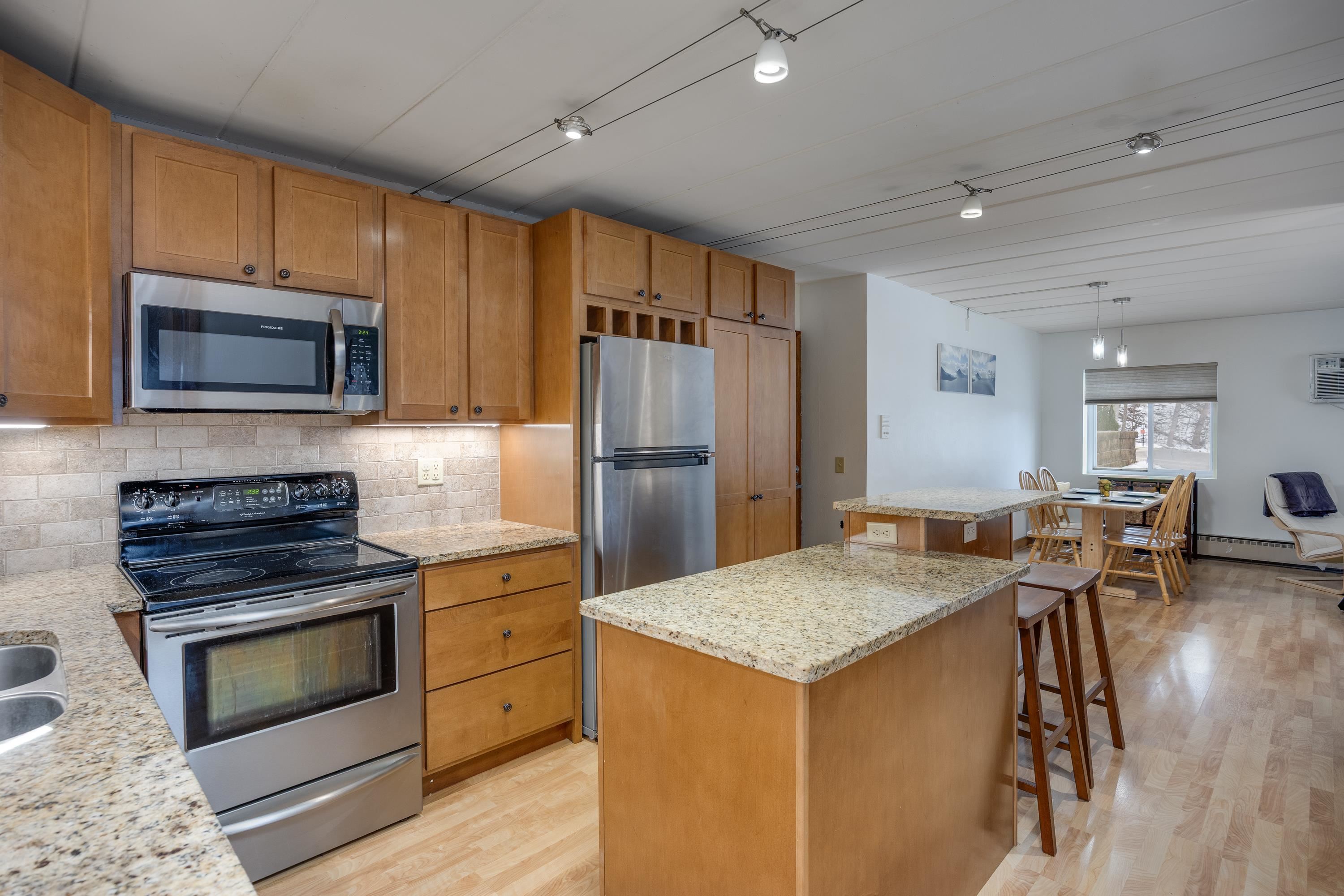 2051 Allen Boulevard 101