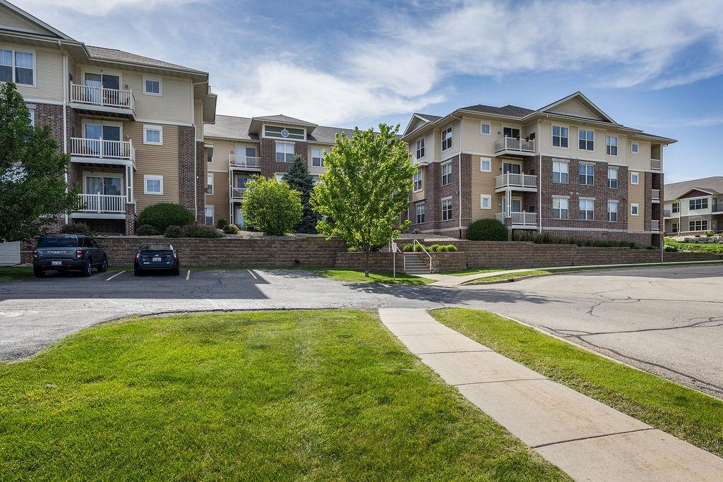 5831 Lupine Lane 221
