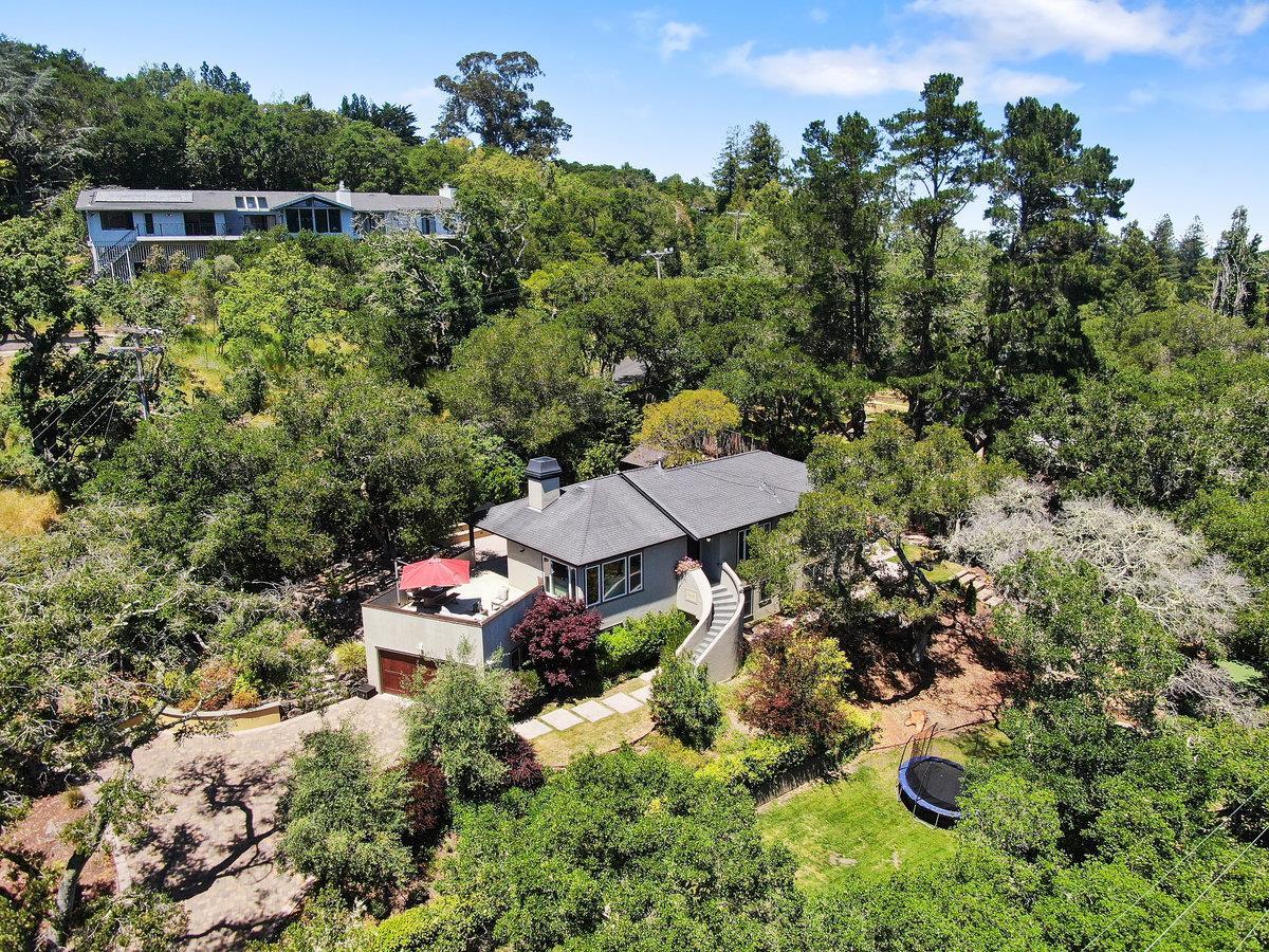 20 Ridgeway RD