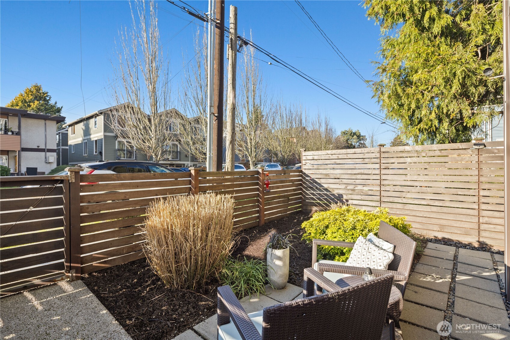 9242 A 17th Avenue SW