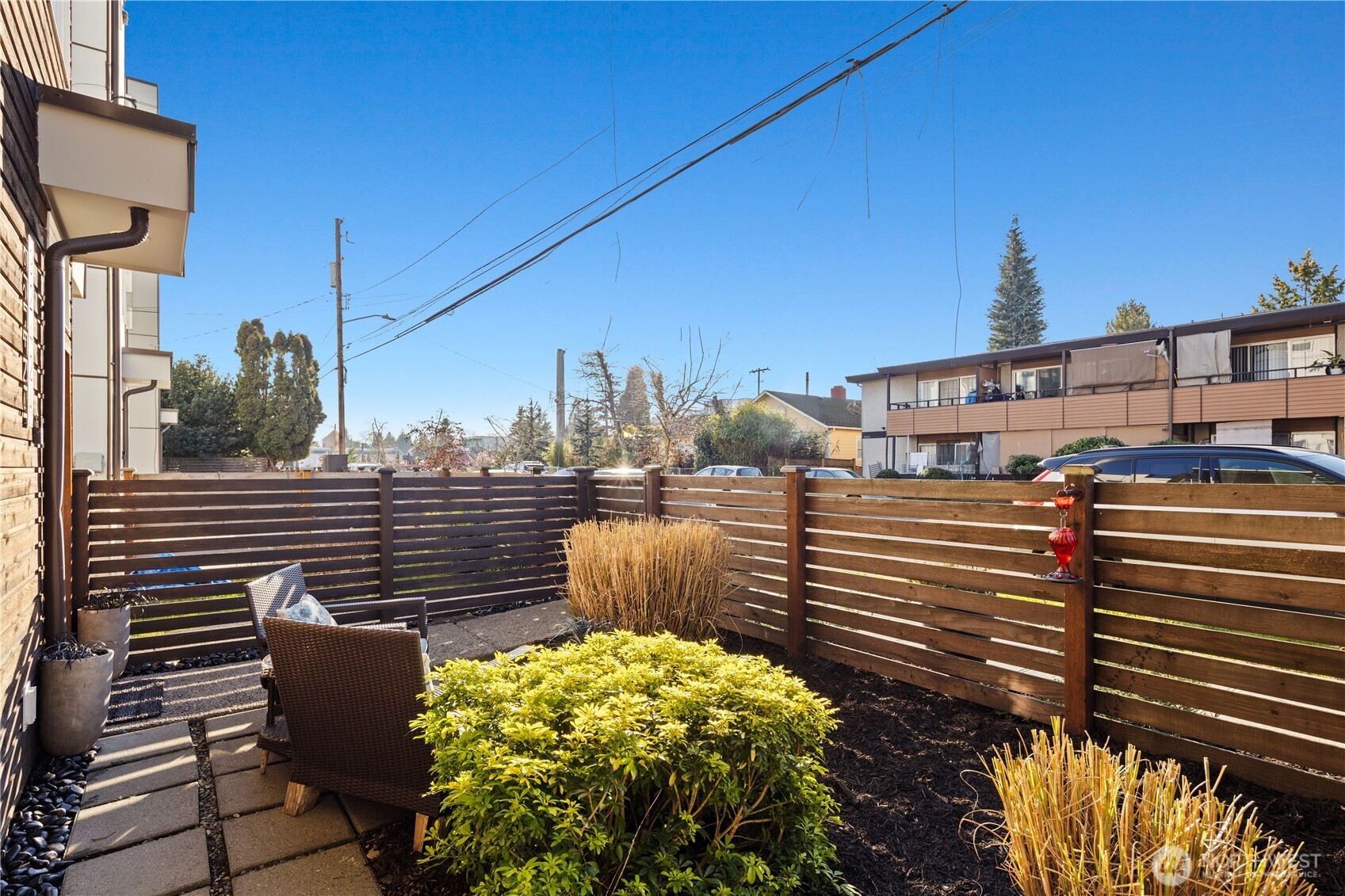 9242 A 17th Avenue SW