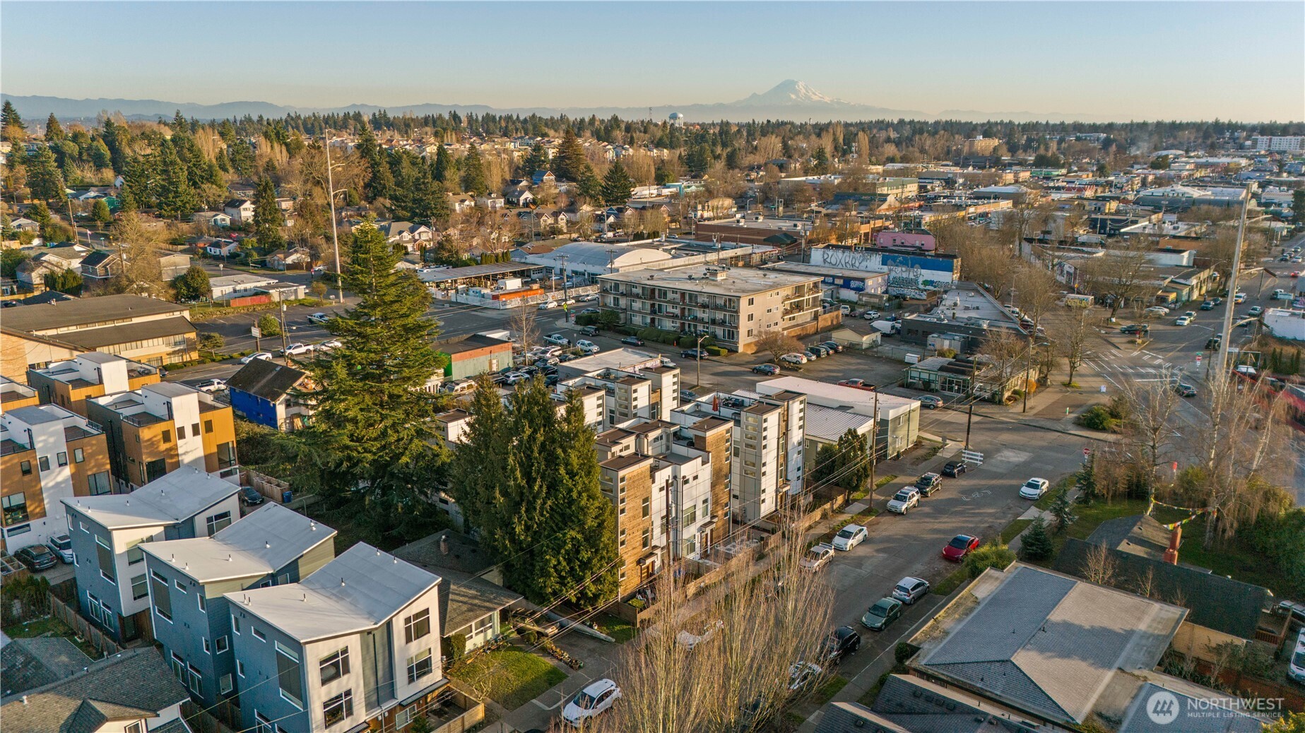 9242 A 17th Avenue SW