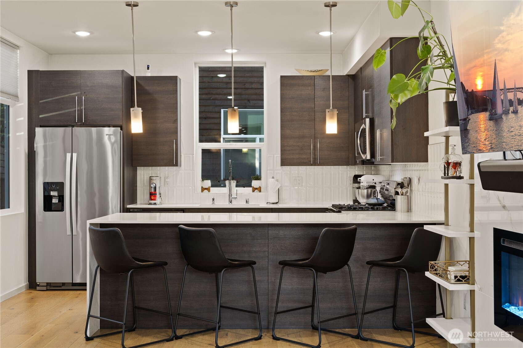 9242 A 17th Avenue SW