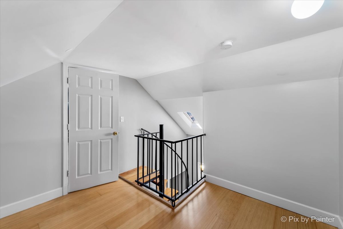 1719 W Le Moyne Street