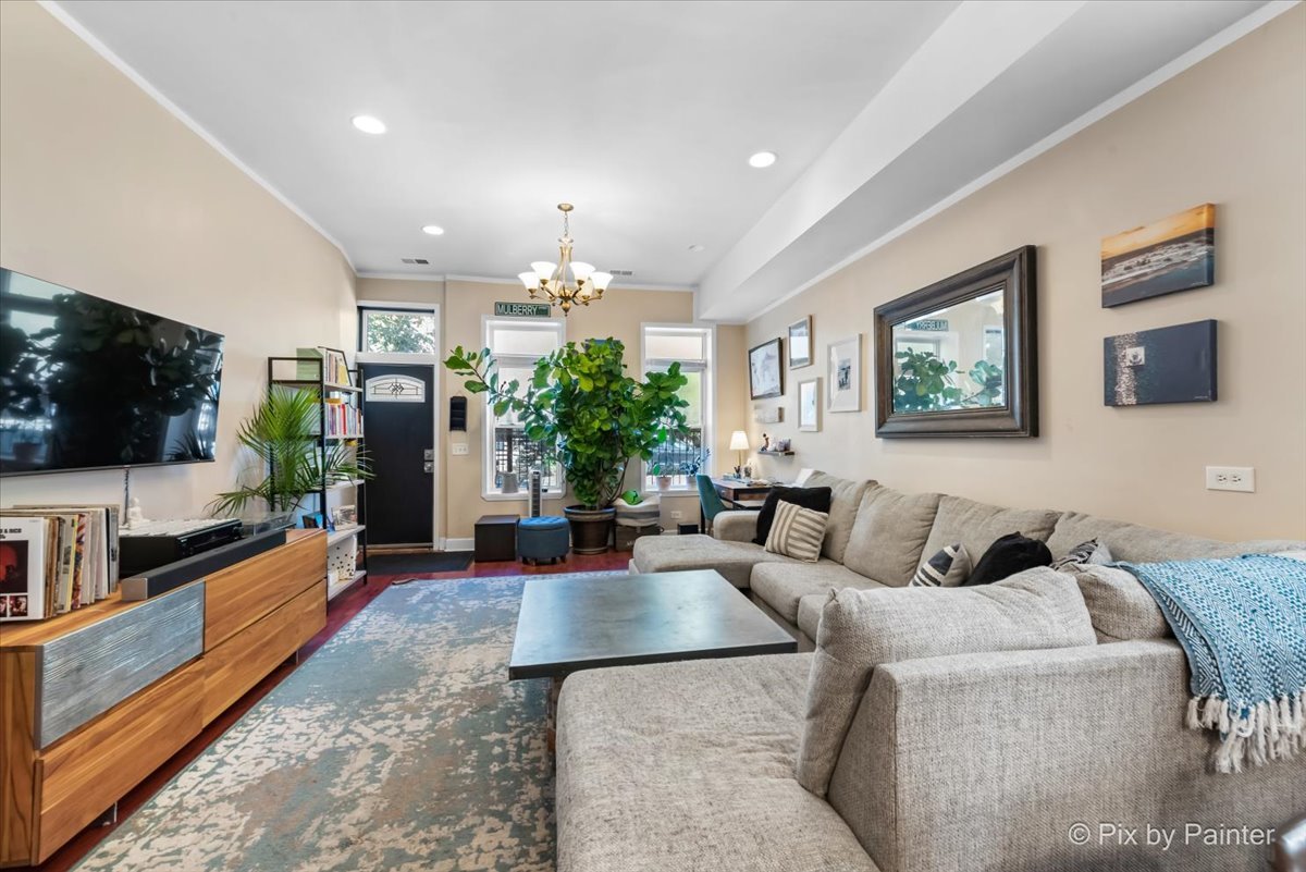 1719 W Le Moyne Street