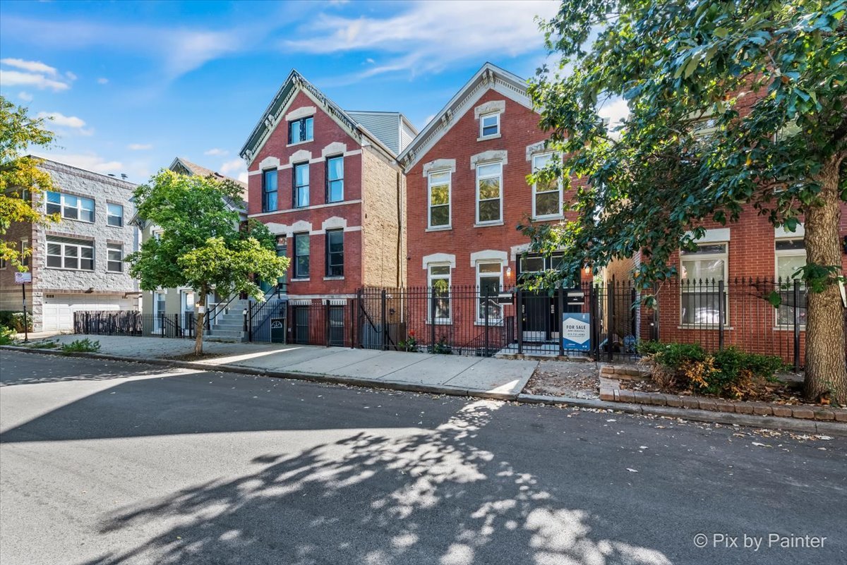 1719 W Le Moyne Street