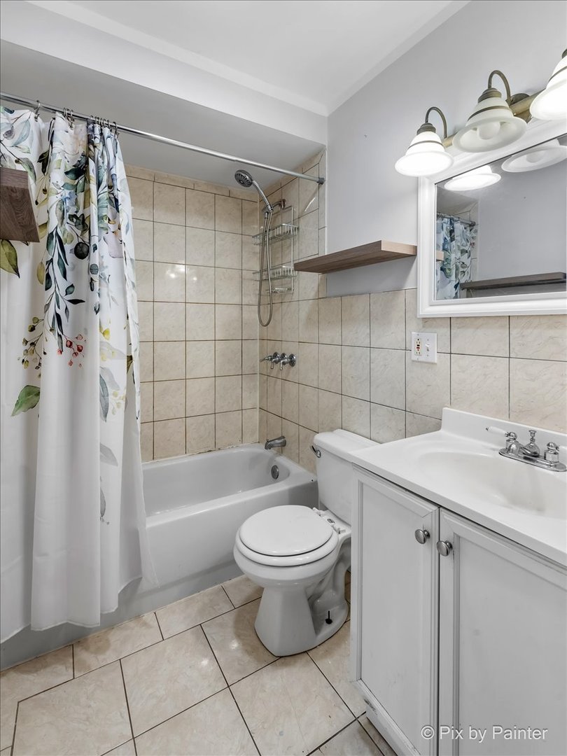 1719 W Le Moyne Street