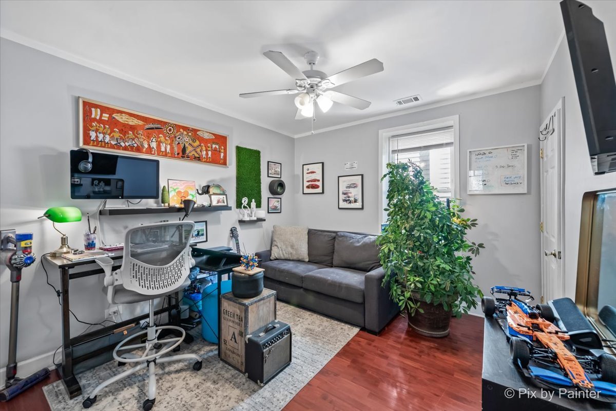 1719 W Le Moyne Street