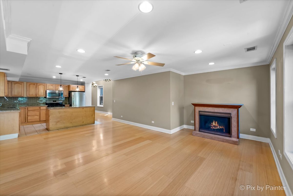 1719 W Le Moyne Street