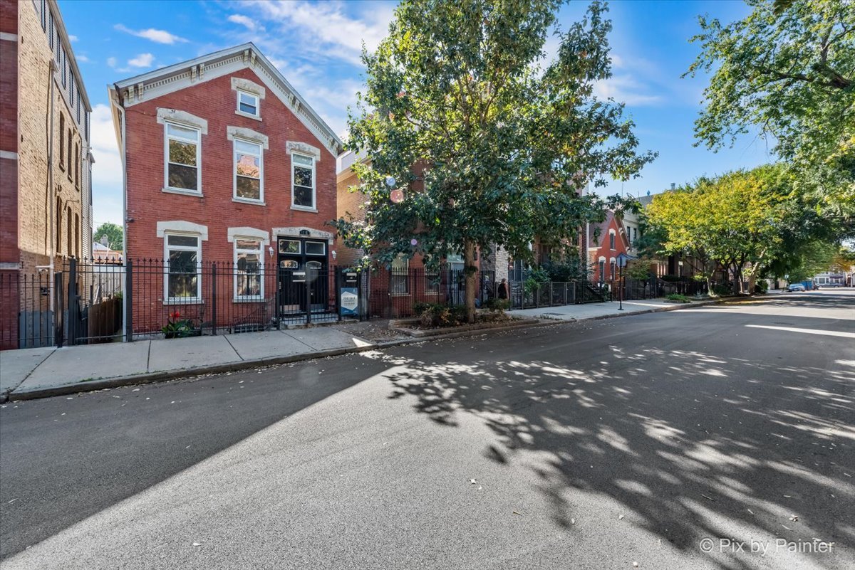 1719 W Le Moyne Street