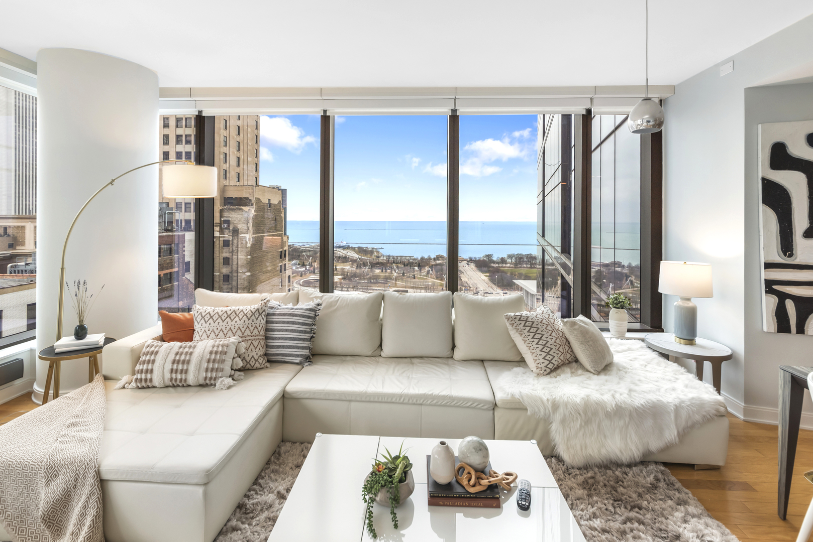 60 E Monroe Street Unit: 2507