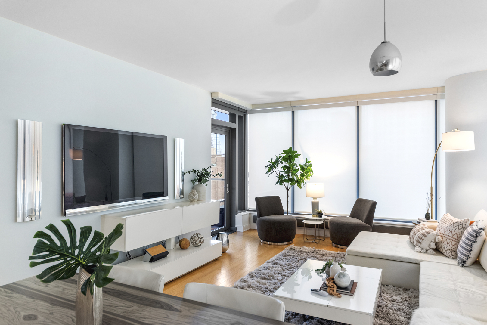60 E Monroe Street Unit: 2507