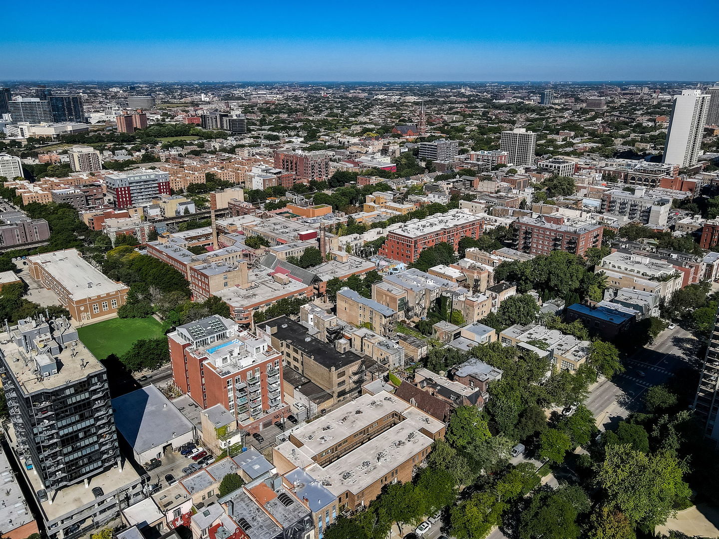 1330 N LaSalle Street Unit: 103