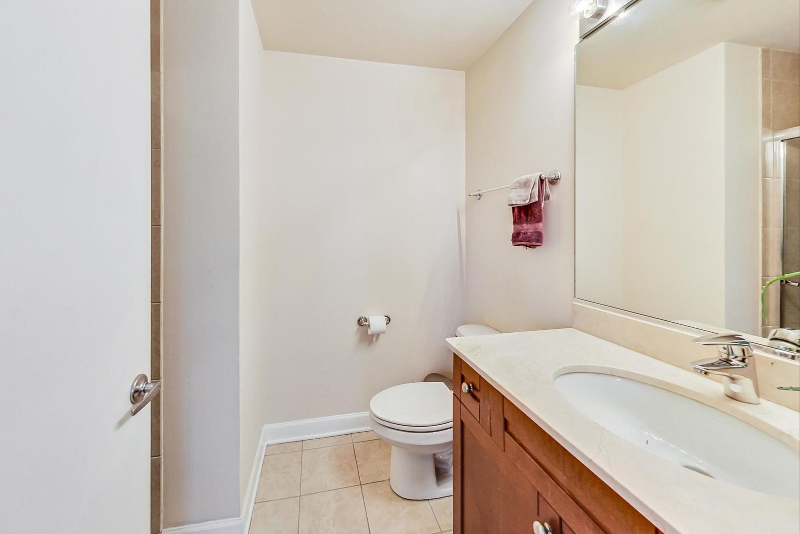 451 W HURON Street Unit: 1301