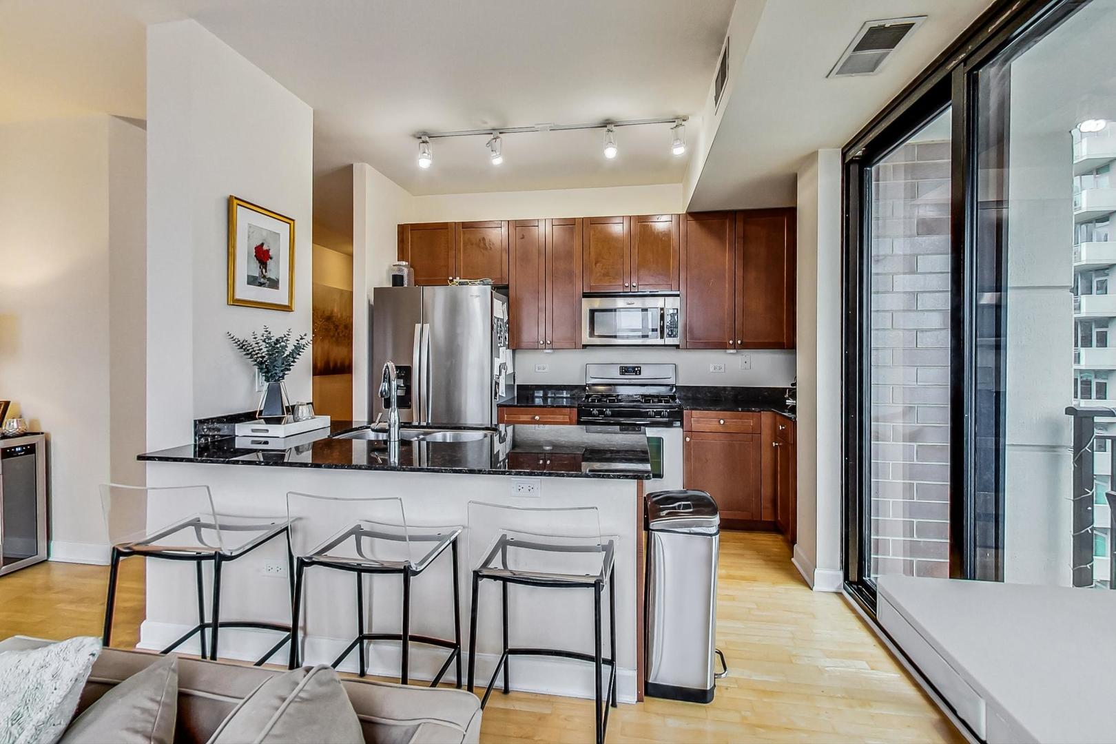 451 W HURON Street Unit: 1301